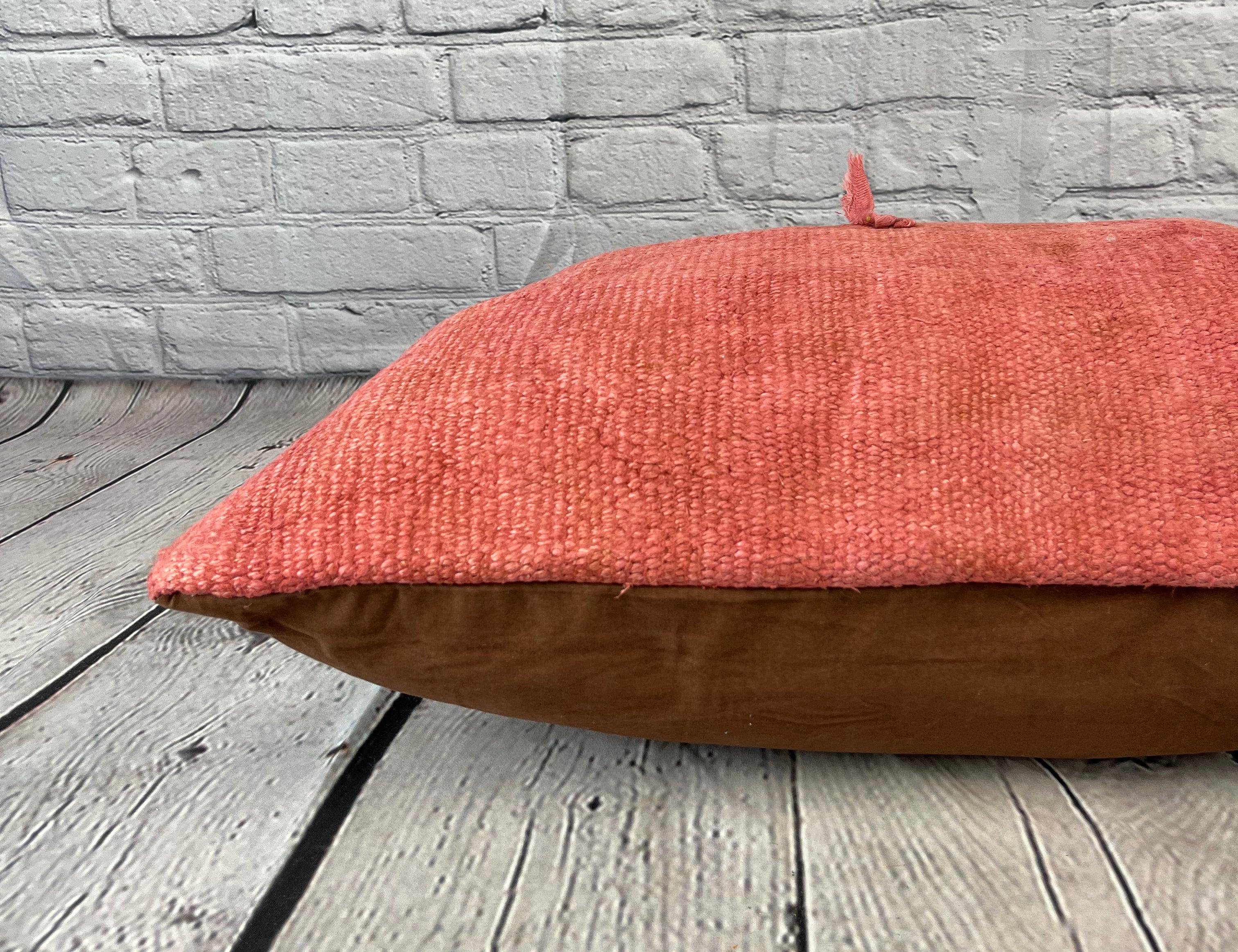 16 x 24 Cojín de cáñamo Cojín turco Cojín natural rojo Funda de cojín #6001 Anudado a mano en venta