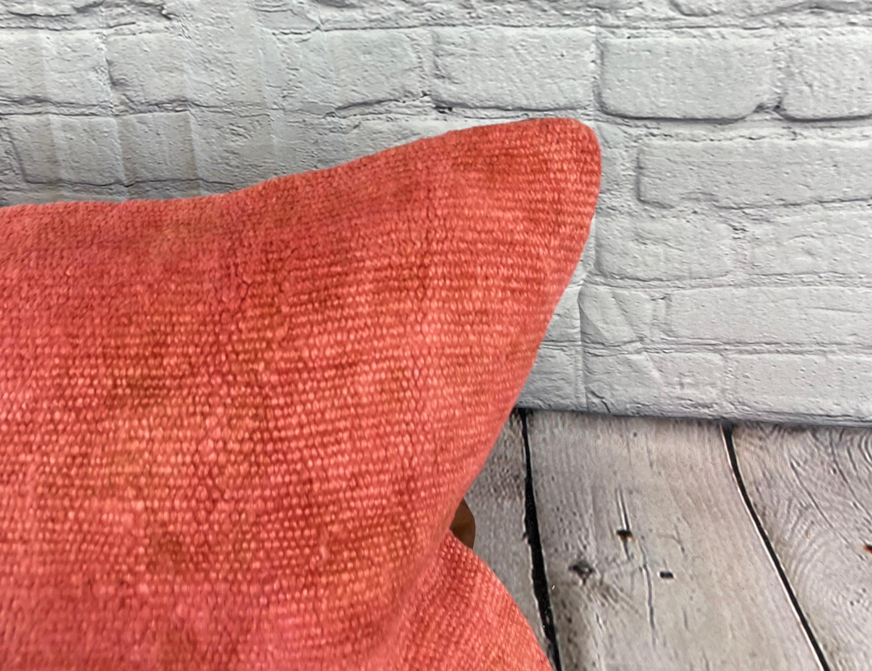 Annodato a mano 16 x 24 Cuscino di Hempe Cuscino Turco Nature Rosso Cuscino Copricuscino #6009 in vendita