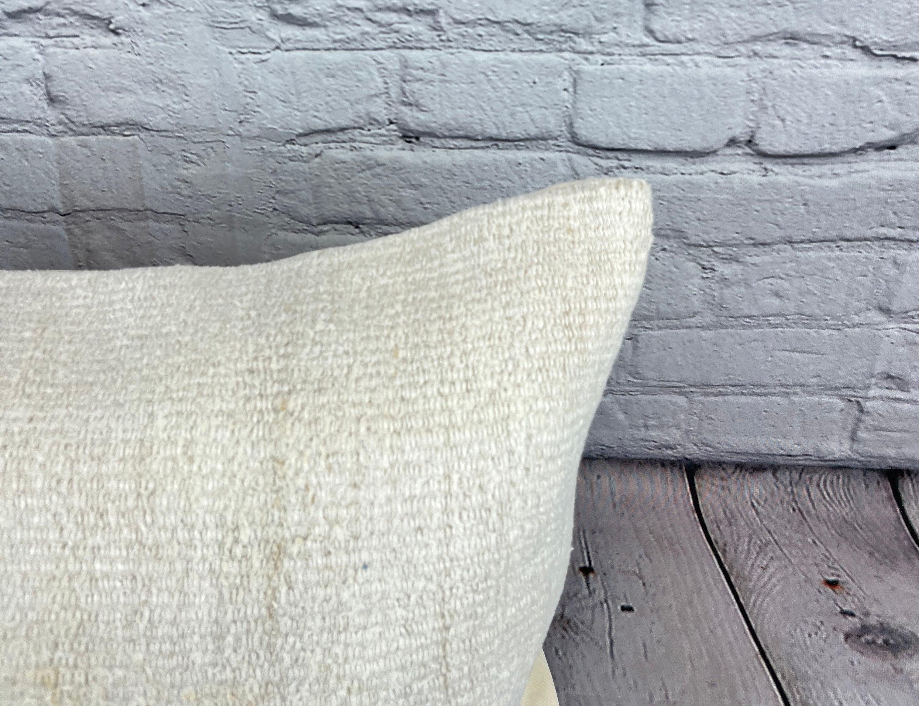 Turc Coussin d'oreiller turc coussin blanc naturel 16 x 24 n° 6087 en vente