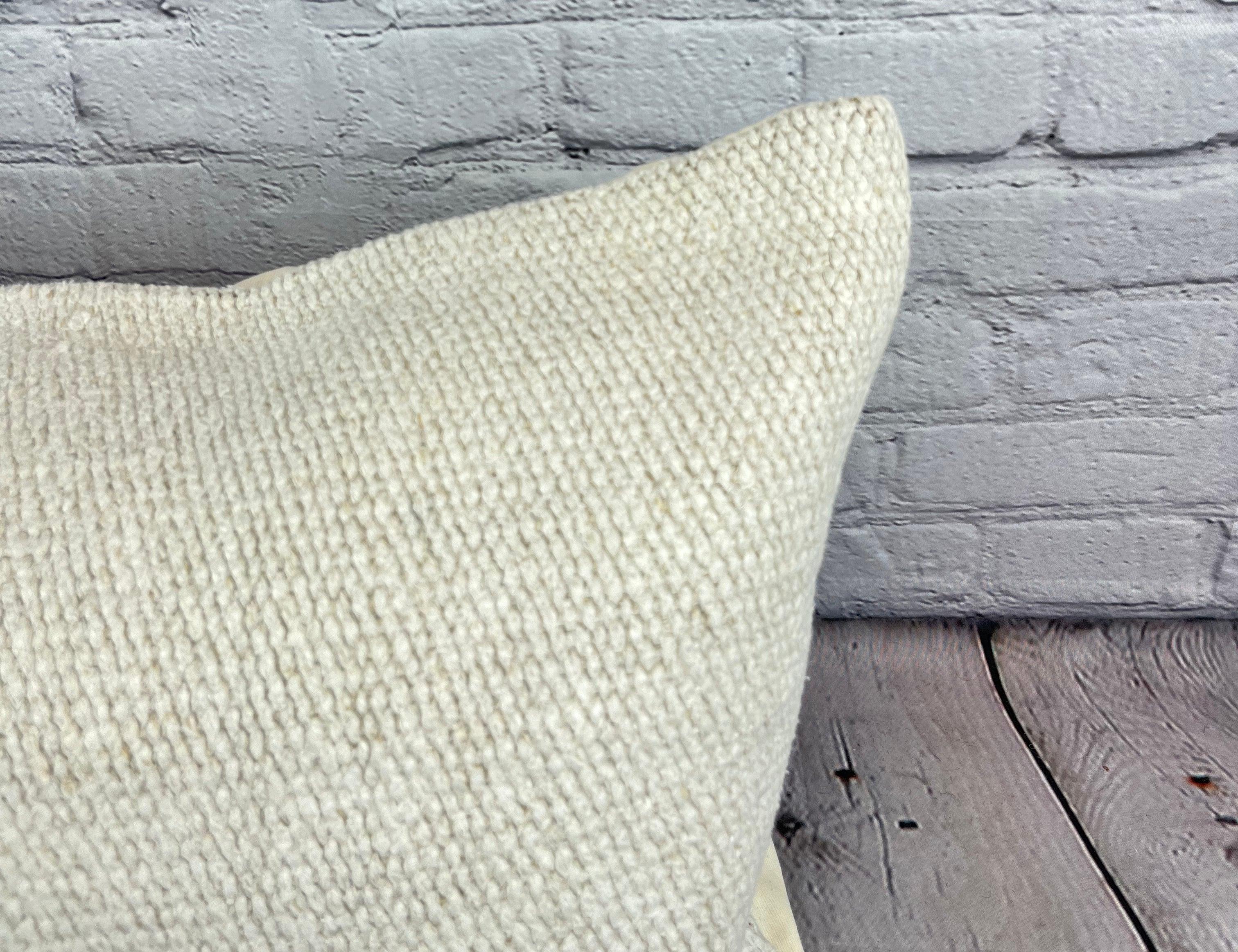 Annodato a mano 16 x 24 Cuscino in Canapa Cuscino Turco Nature Bianco Cuscino Copricuscino #6105 in vendita