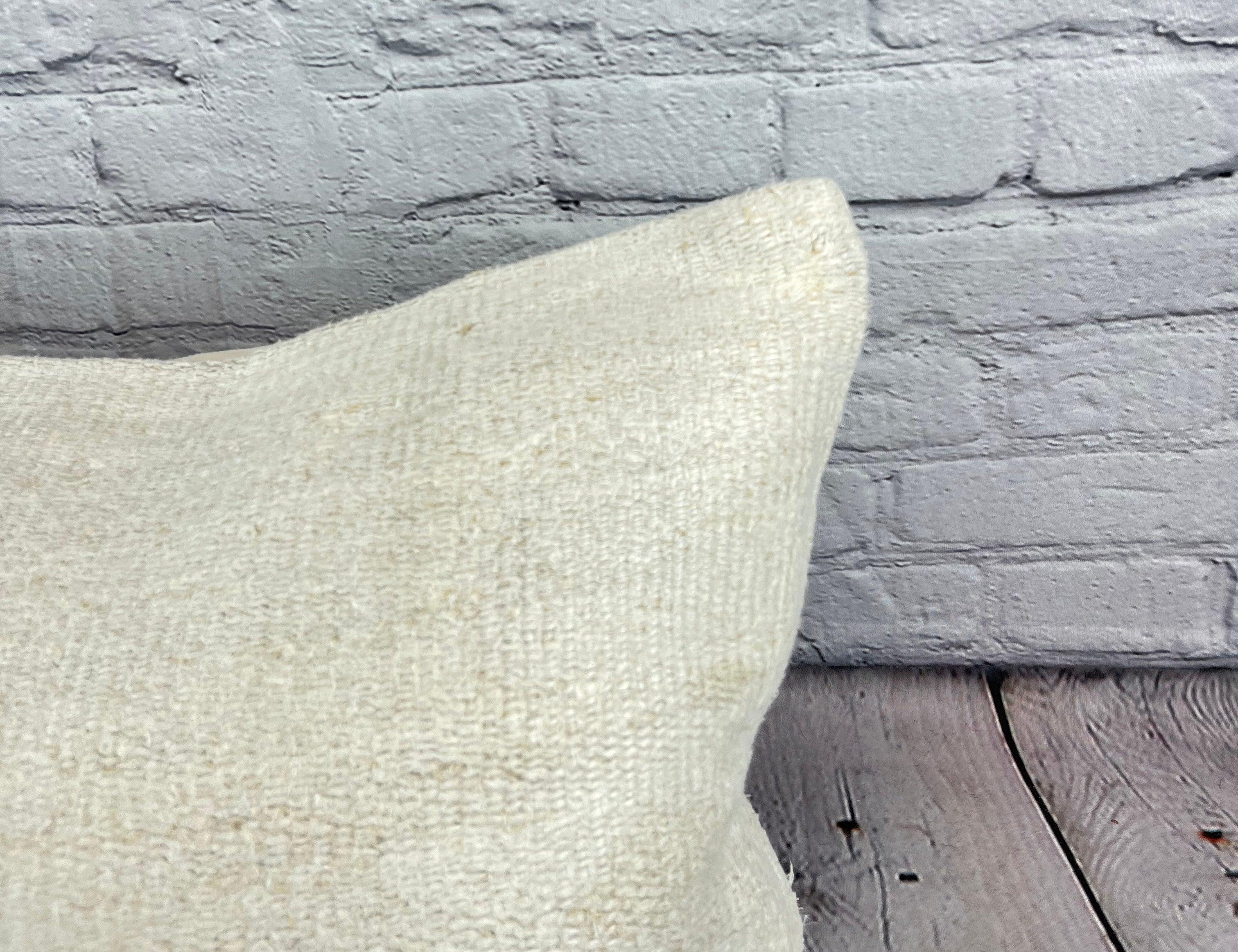 Annodato a mano 16 x 24 Cuscino in Canapa Cuscino Turco Nature Bianco Cuscino Copricuscino #6106 in vendita