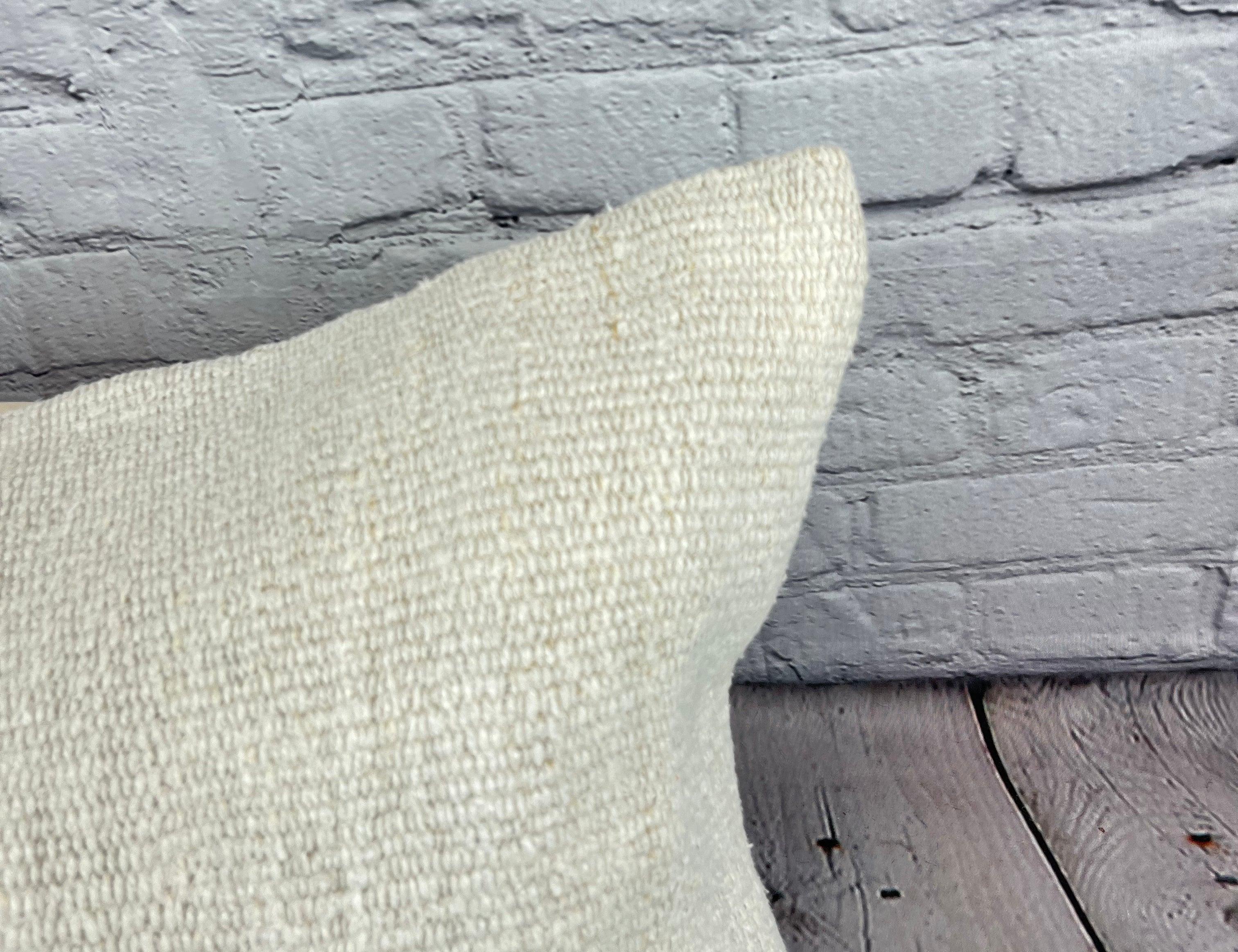 Annodato a mano 16 x 24 Cuscino in Canapa Cuscino Turco Nature Bianco Cuscino Copricuscino #6123 in vendita