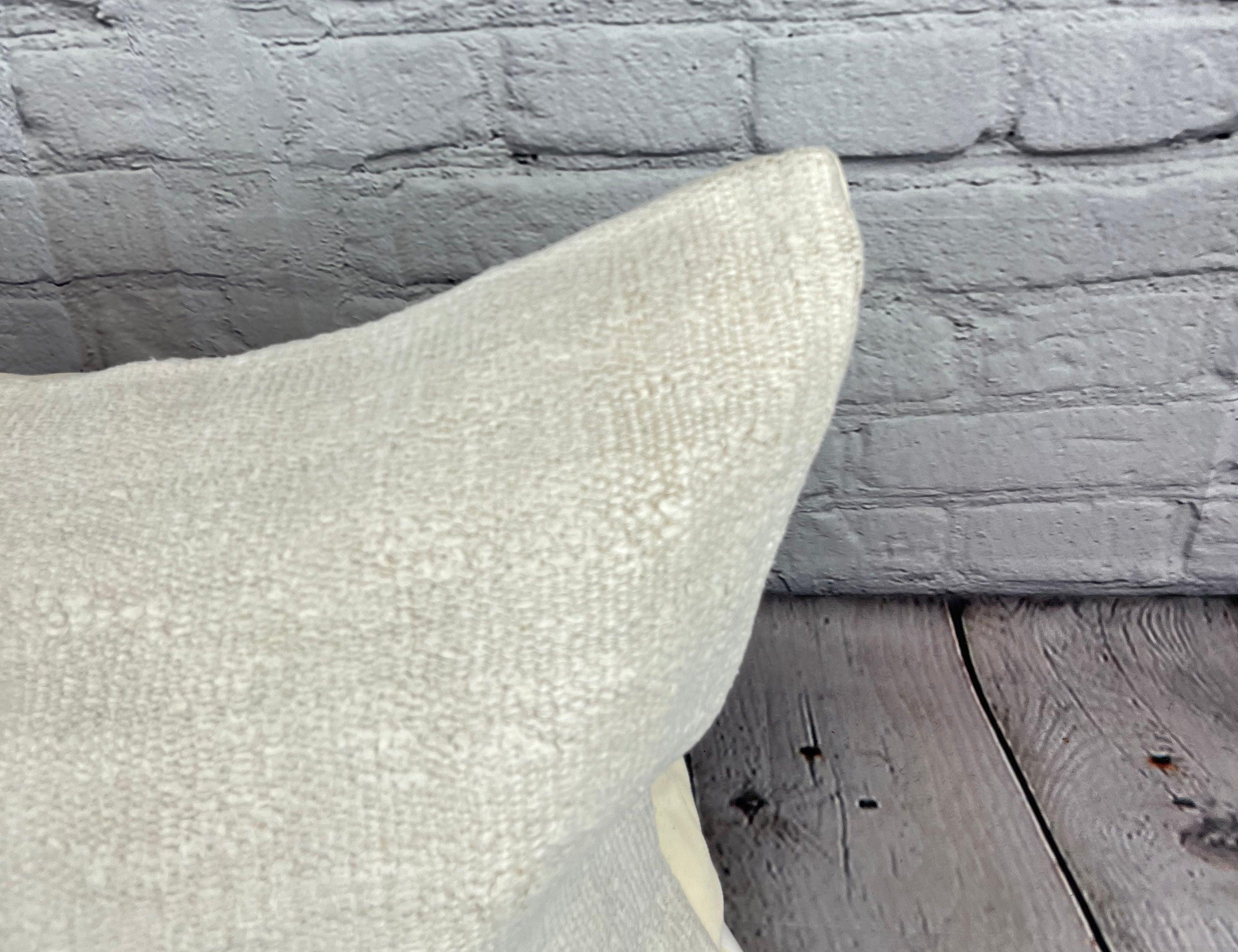 Annodato a mano 16 x 24 Cuscino in Canapa Cuscino Turco Nature Bianco Cuscino Copricuscino #6150 in vendita