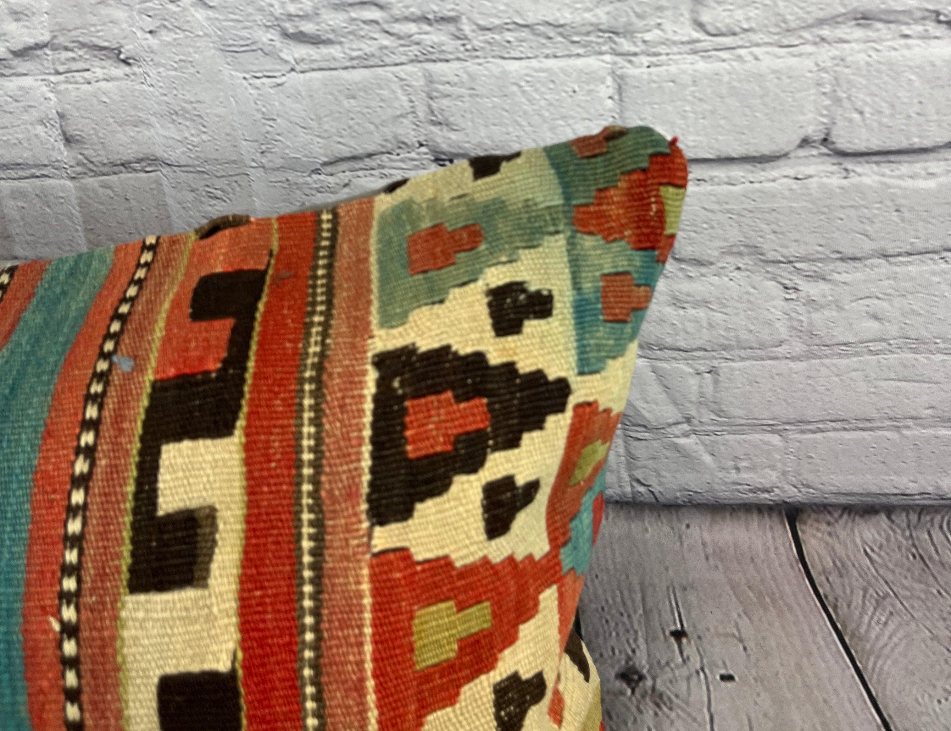 Turc Coussin d'oreiller Kilim turc anatolien Whispers 16 x 24 #6876 en vente