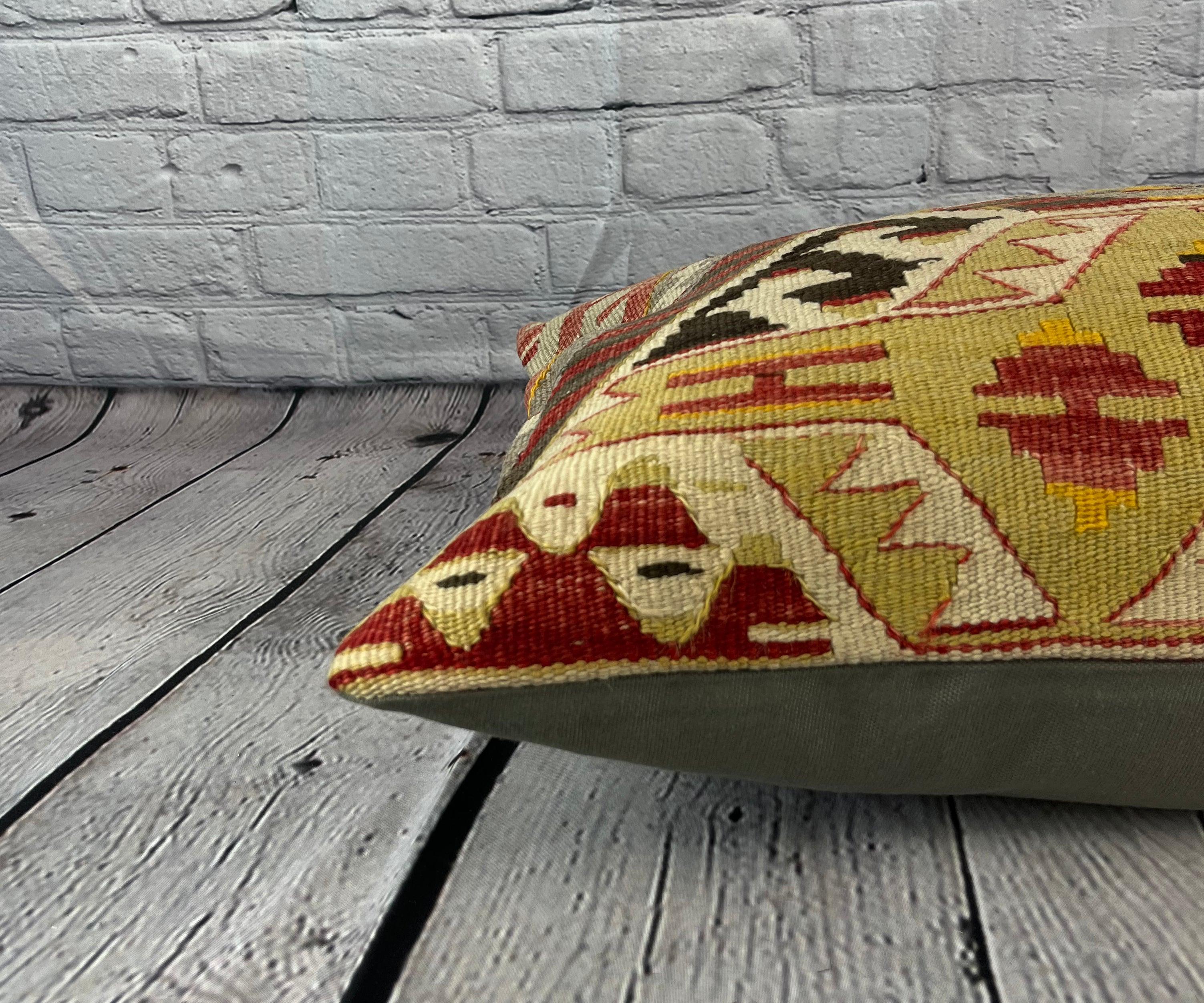 16 x 24 Kilim Kissen Türkisches Kissen Byzantinische Schönheit Kissen Kissenbezug #6913 im Zustand „Neu“ im Angebot in Houston, TX