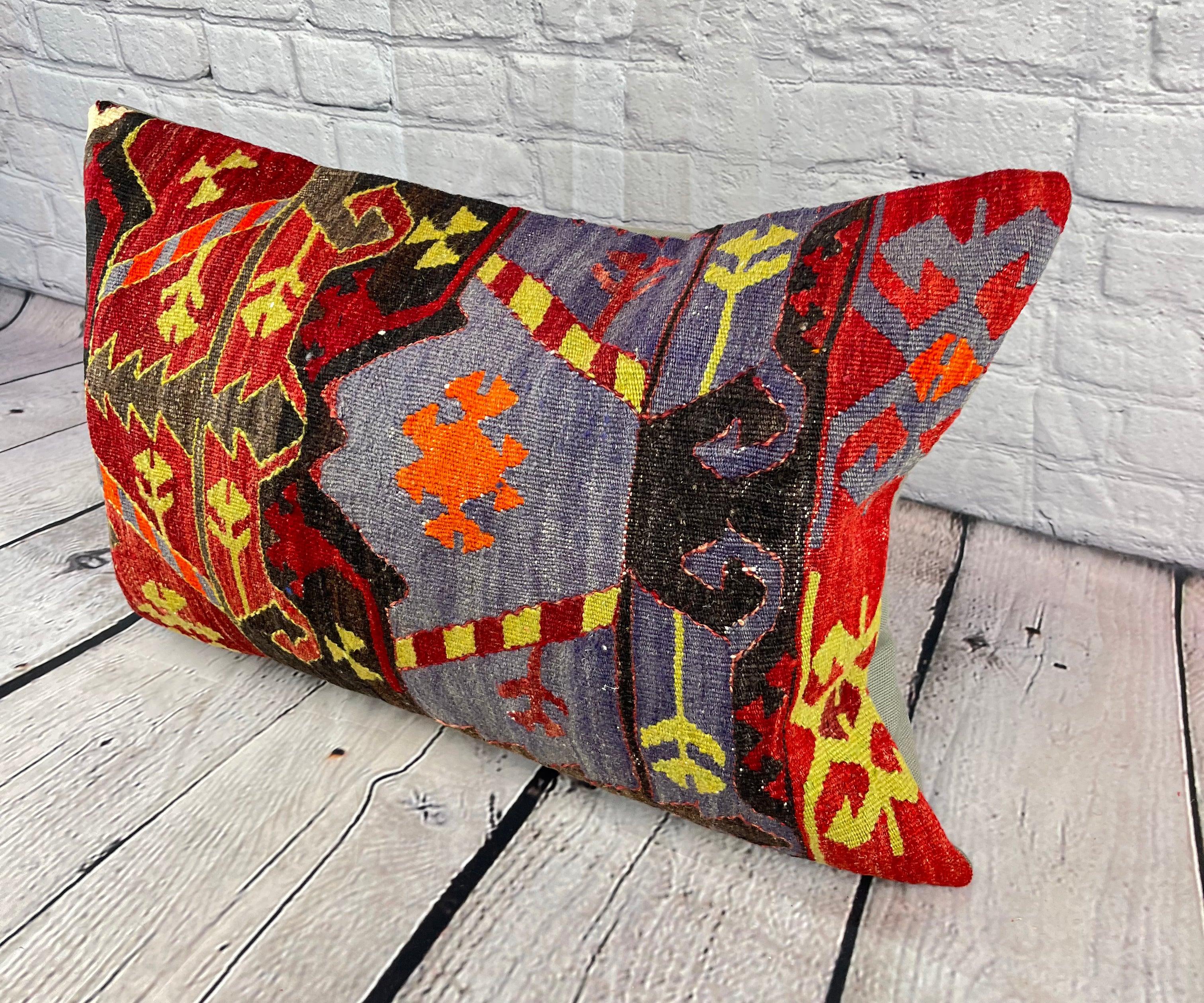 16 x 24 Kilim Pillow Turkish Cushion Natural Saffron Sunset Pillow Cushion Cover #6903 Verbessern Sie Ihr Zuhause mit unserem Kilim Pillow Turkish Kilim Cushion. Dieser exquisite, sorgfältig handgewebte Kissenbezug bringt einen Hauch von Eleganz und