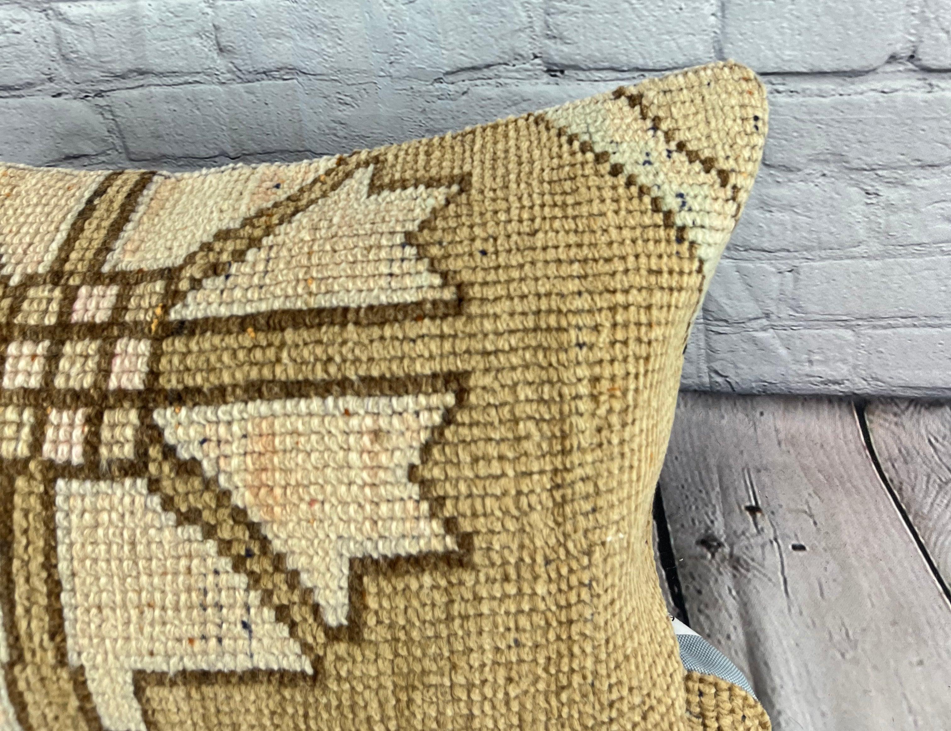 16 x 24 Teppich Anatolian Ember Türkisches Kissen mit Kissenbezug #6665 (Handgeknüpft) im Angebot
