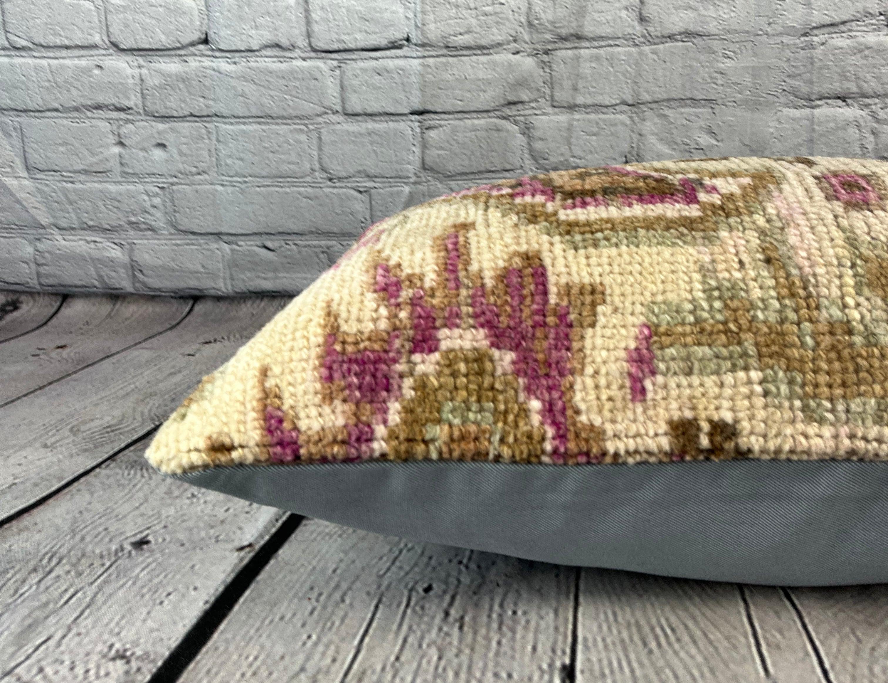 Noué à la main Coussin d'oreiller turc Byzantine Emberglow 16 x 24 #7447 en vente
