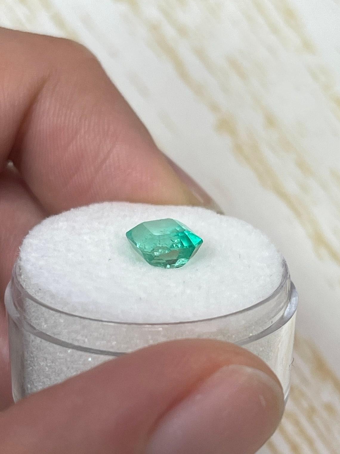 1.60 Carat 7.5x6.5 Light Green Colombian Emerald - Eye Clean Genuine Emerald Cut For Sale 2
