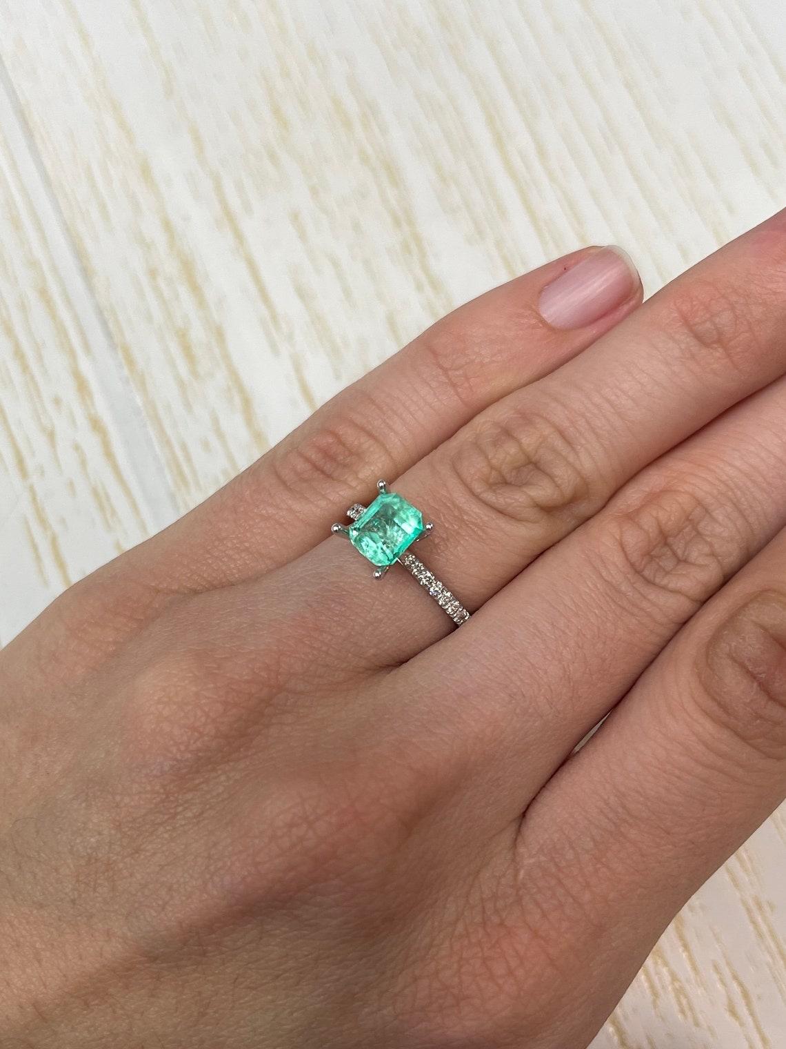 1.60 Carat 7.5x6.5 Light Green Colombian Emerald - Eye Clean Genuine Emerald Cut For Sale 4
