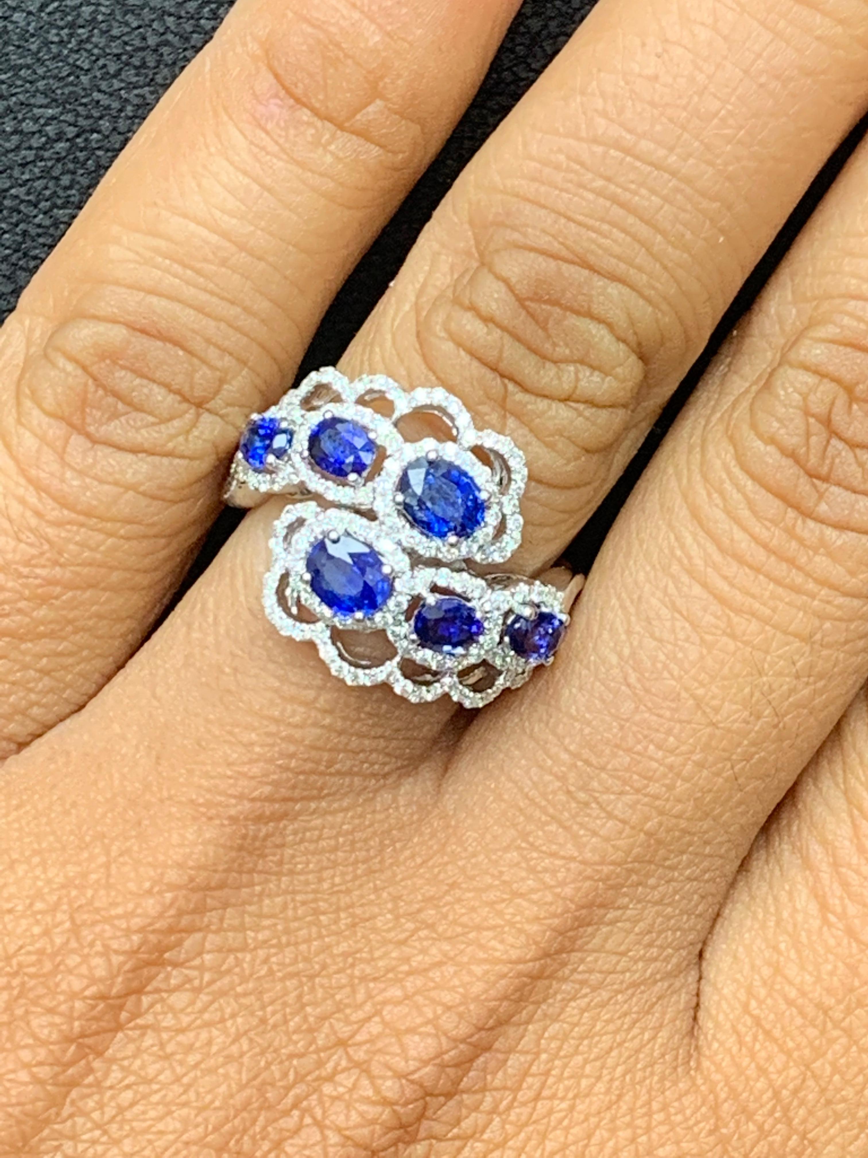 Women's 1.60 Carat Blue Sapphire Diamond Open Work Halo Fashion Ring in 18K White Gold For Sale