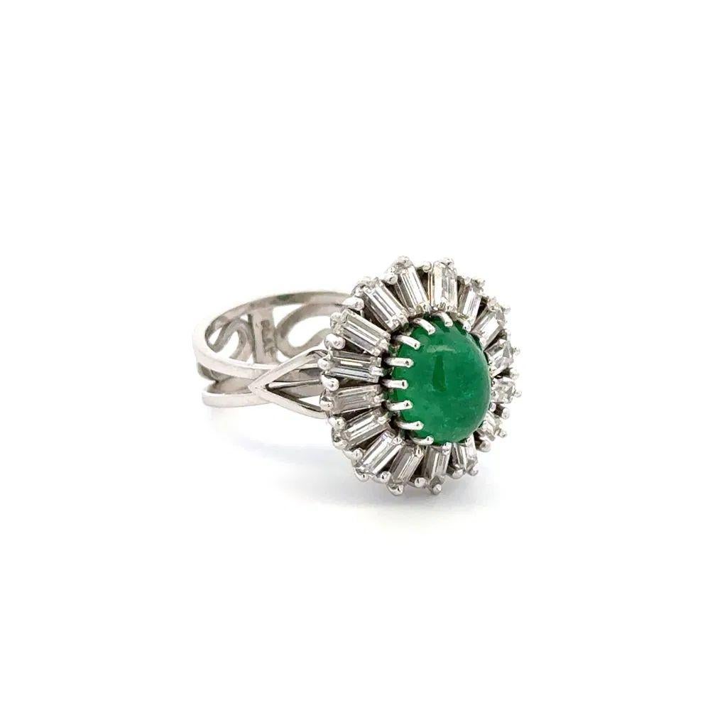  Einfach schön! Cabochon Smaragd und Diamant Platin und Palladium Vintage Statement Ring. In der Mitte ein sicher von Hand gefasster 1,6 Karat Smaragd. Umgeben von handgefassten 1,00 tcw Baguette-Diamanten. Wunderschön handgefertigte Platin- und