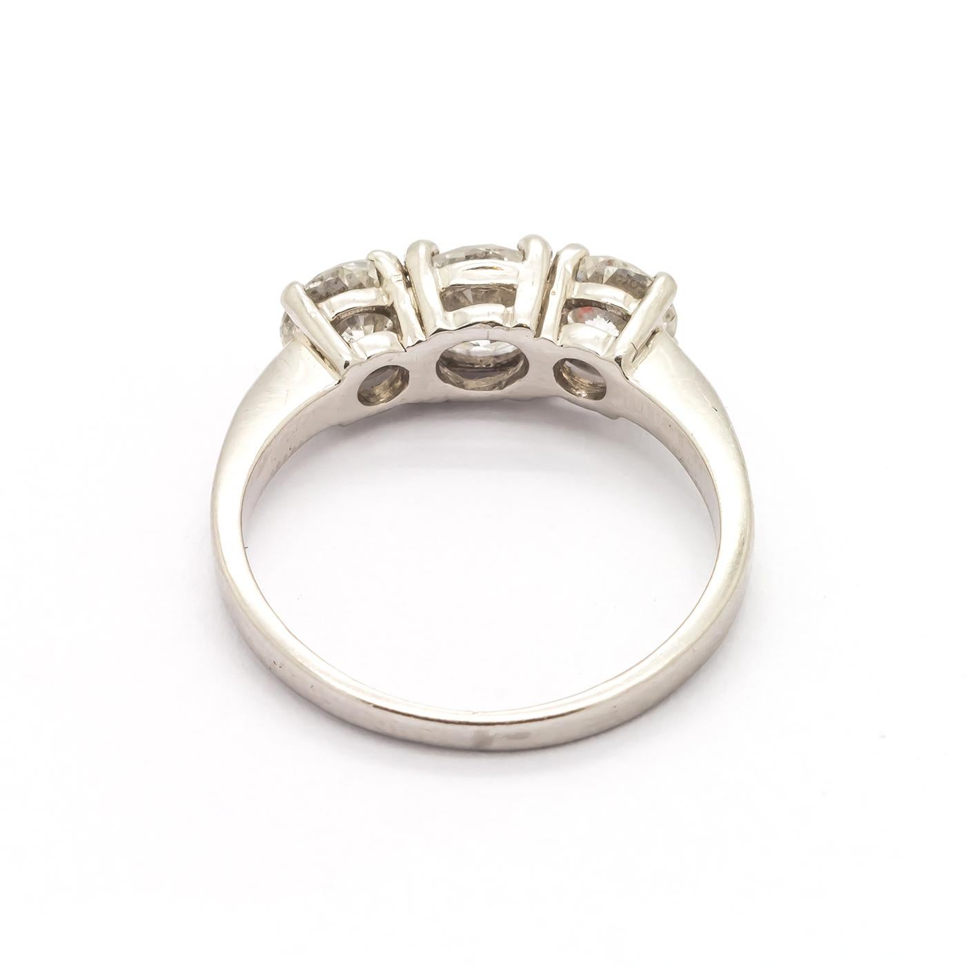 1.60 Carat Diamond Platinum Three-Stone Ring For Sale 1