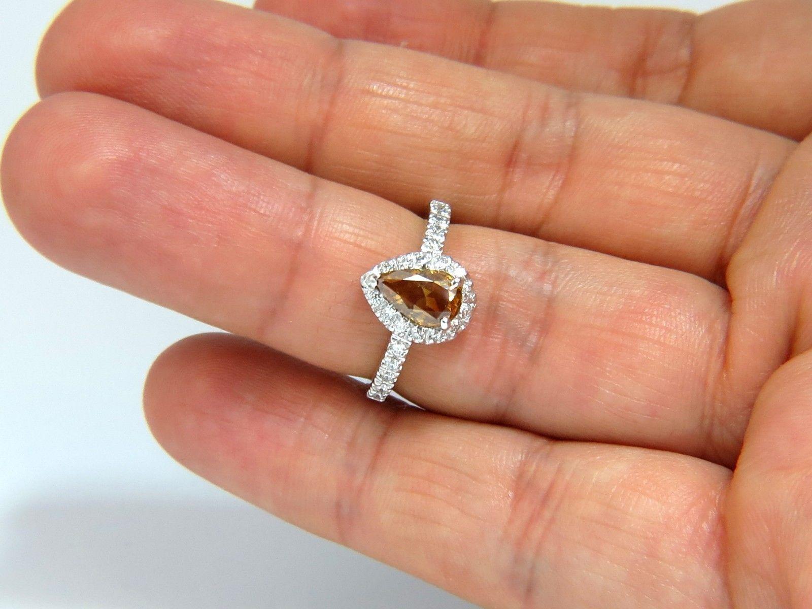 Femenino o masculino 1.60 Quilates Anillo Halo de Diamantes Marrones Amarillos de Color Fancy Natural 14 Kilates en venta