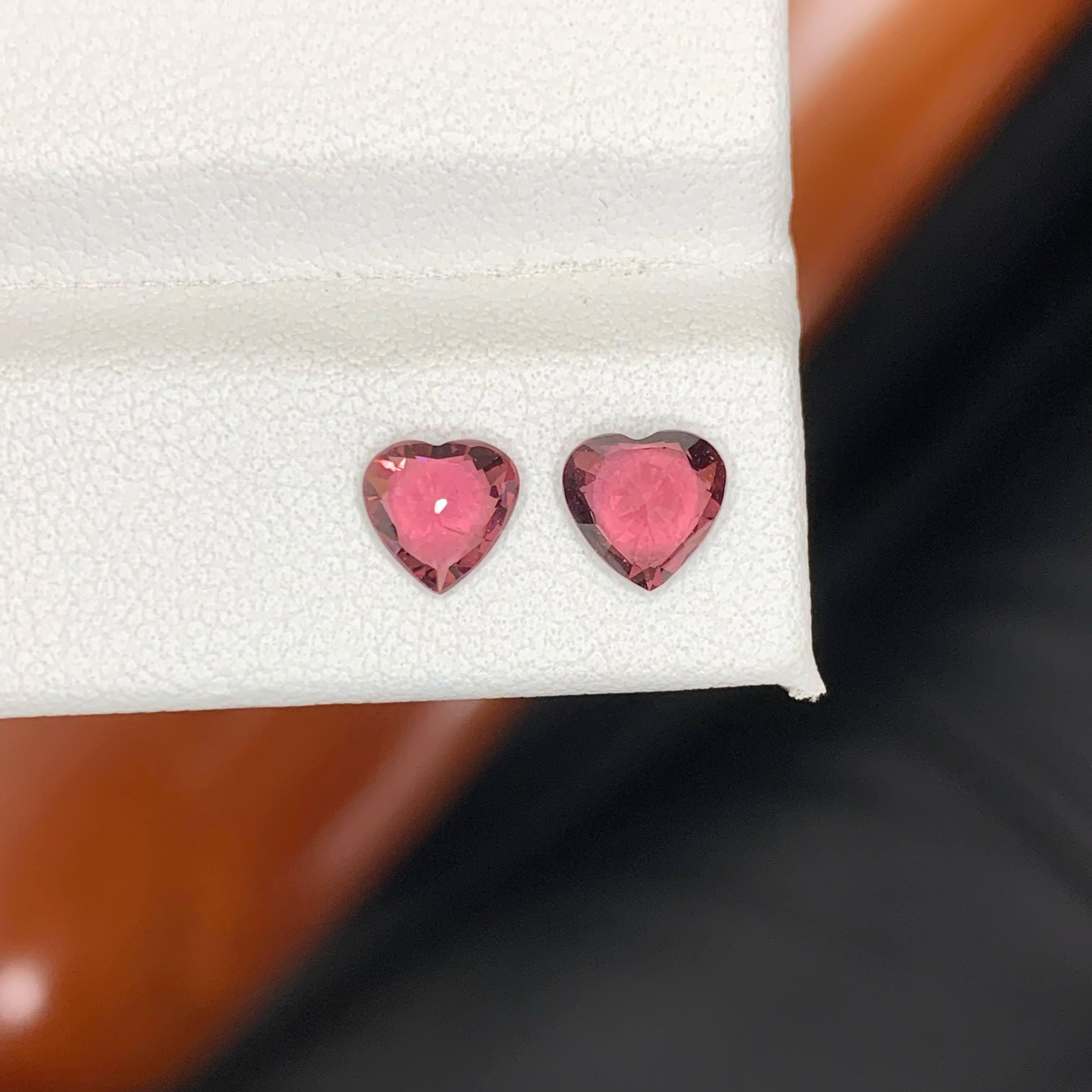 Gemas de granate rosa africano sueltas de 2 piezas en forma de corazón de 1,60 quilates naturales en venta 2