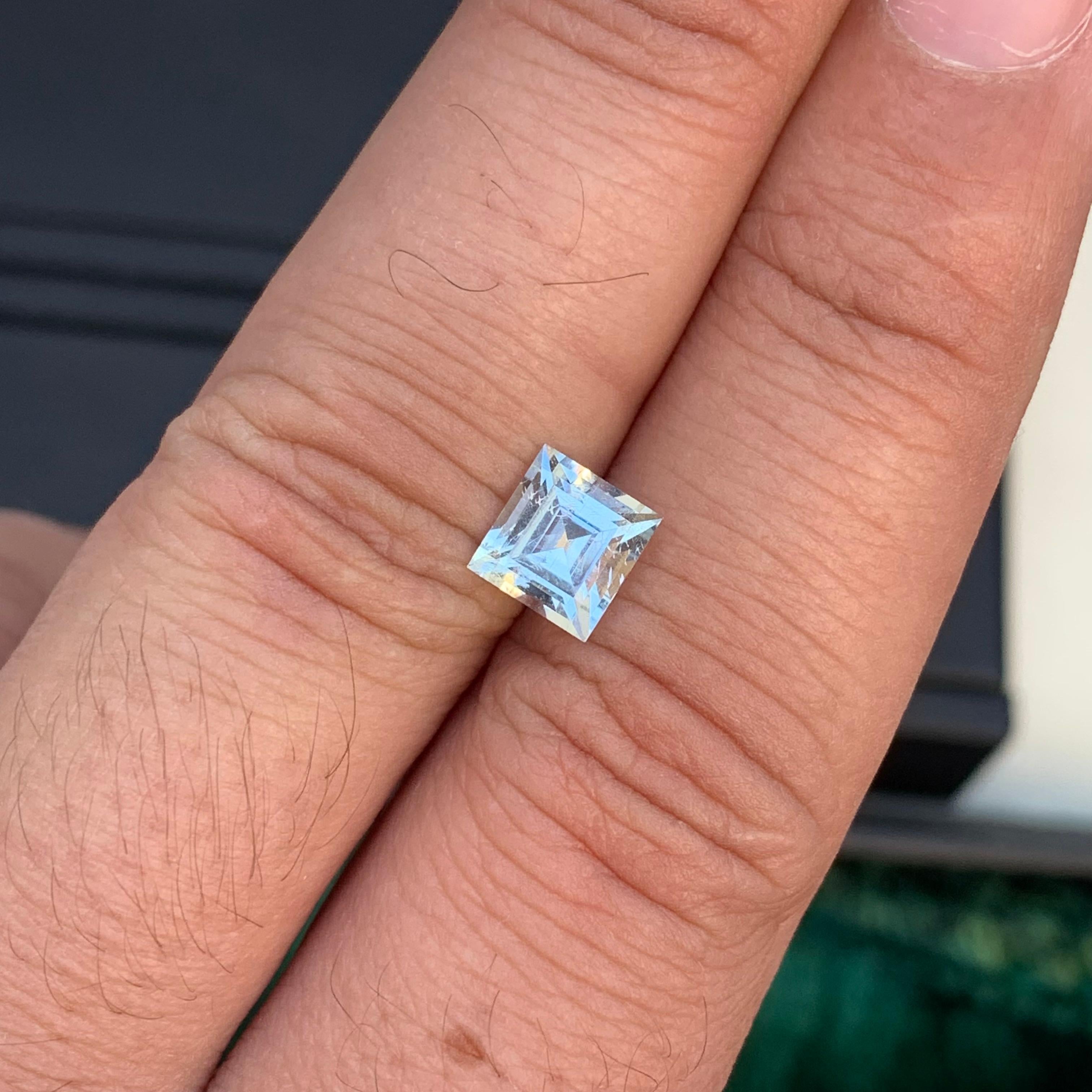 1,60 Karat Natürlicher loser Aquamarin im Princess-Schliff im Angebot 4