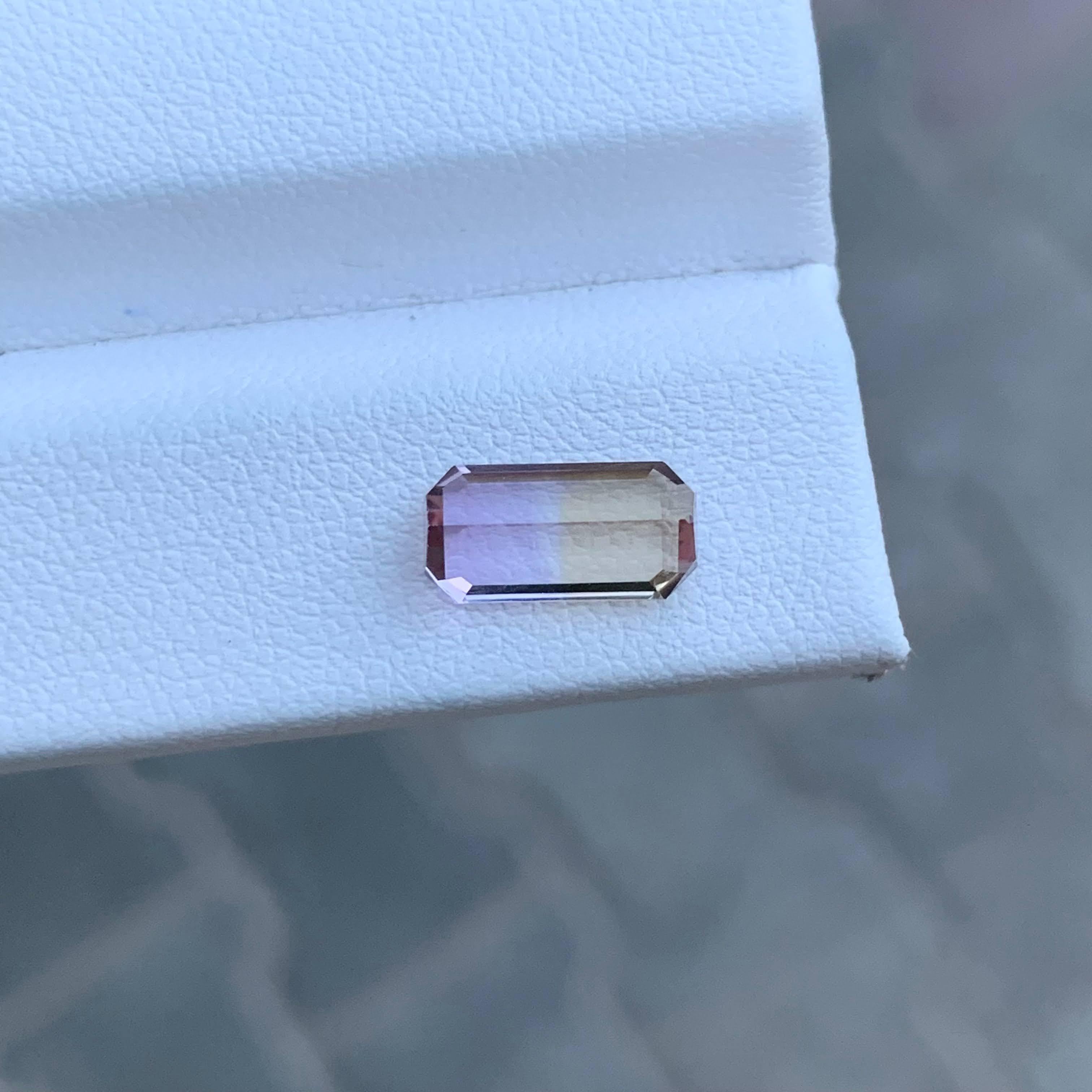 1.60 Karat Natürlicher Loser Bi Color Ametrine Stein Smaragd Schliff Bolivianischer Edelstein im Angebot 1