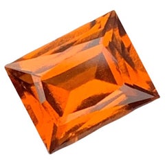 Pierre précieuse en grenat hessonite naturel taille baguette de 1,60 carat provenant d'une mine d'Afrique