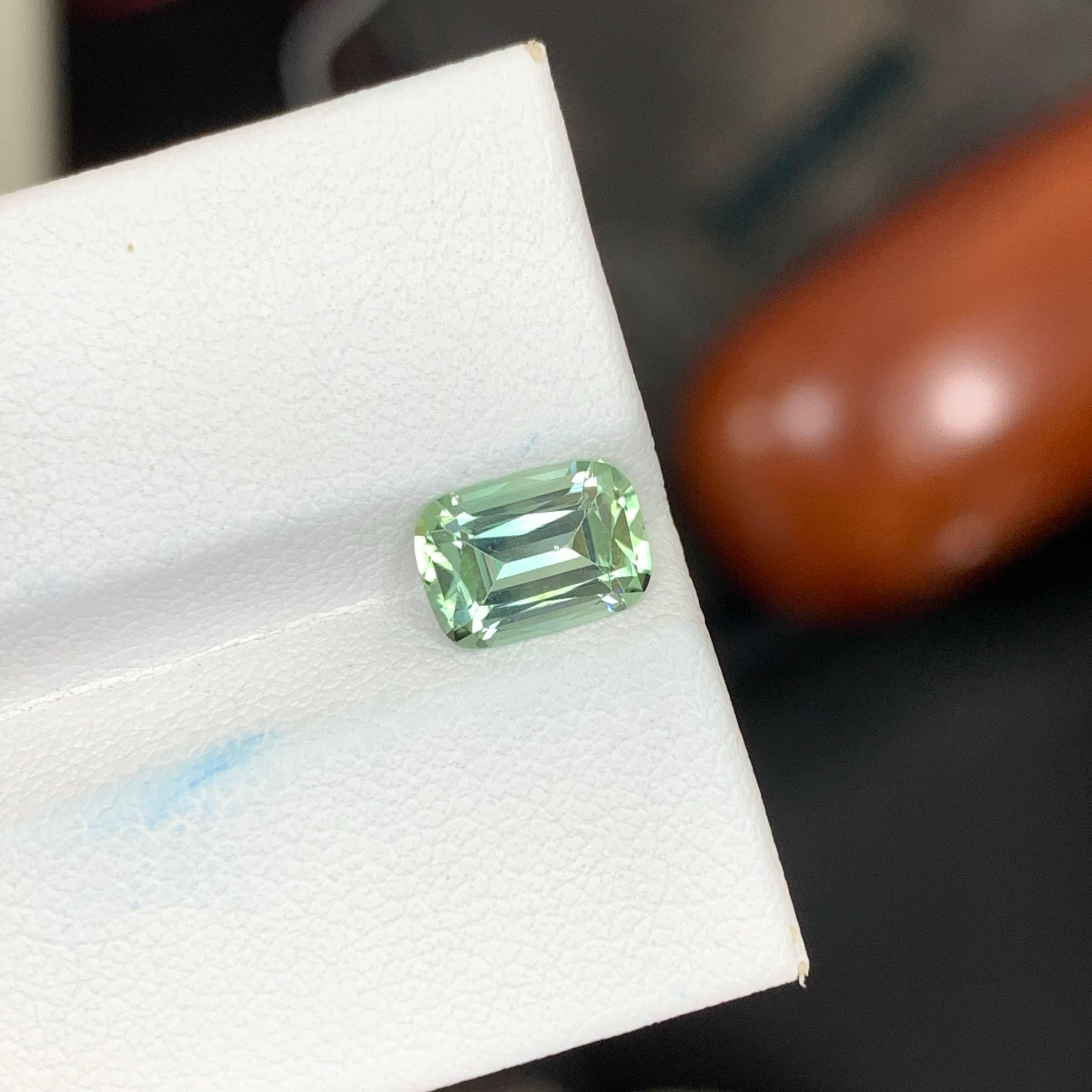 1.60 Carati di tormalina verde menta naturale sfusa con taglio a cuscino Gemma afgana in vendita 3