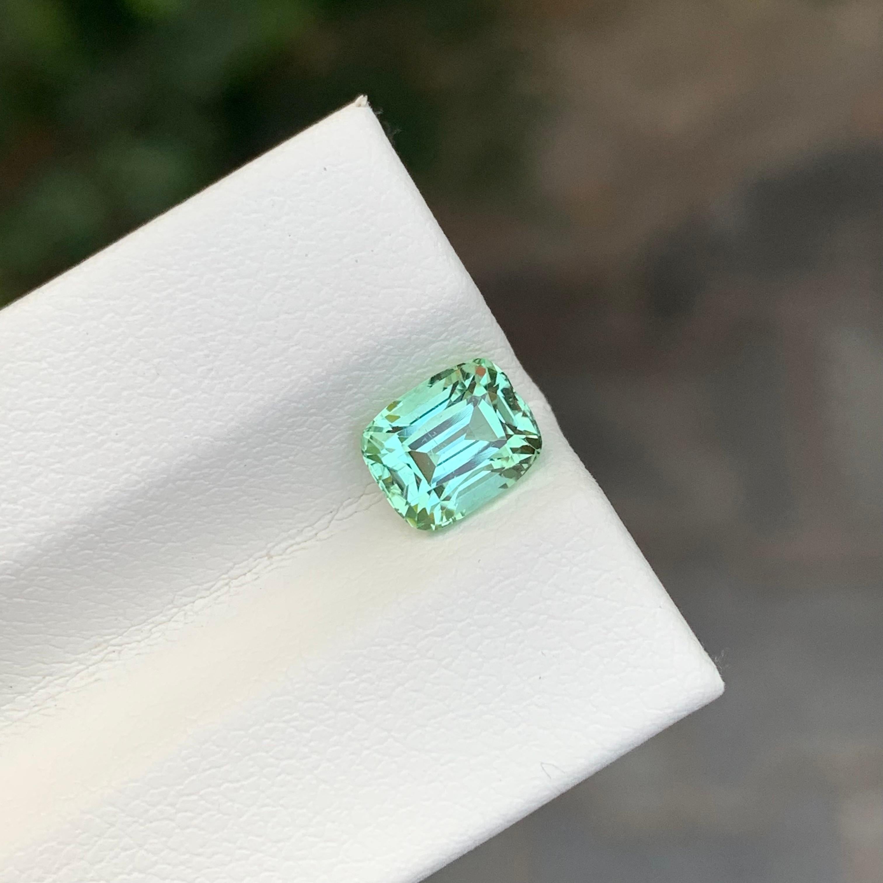1.60 Carat Natural Loose Mint Green Tourmaline Cushion Shape Gem Neuf - En vente à Peshawar, PK