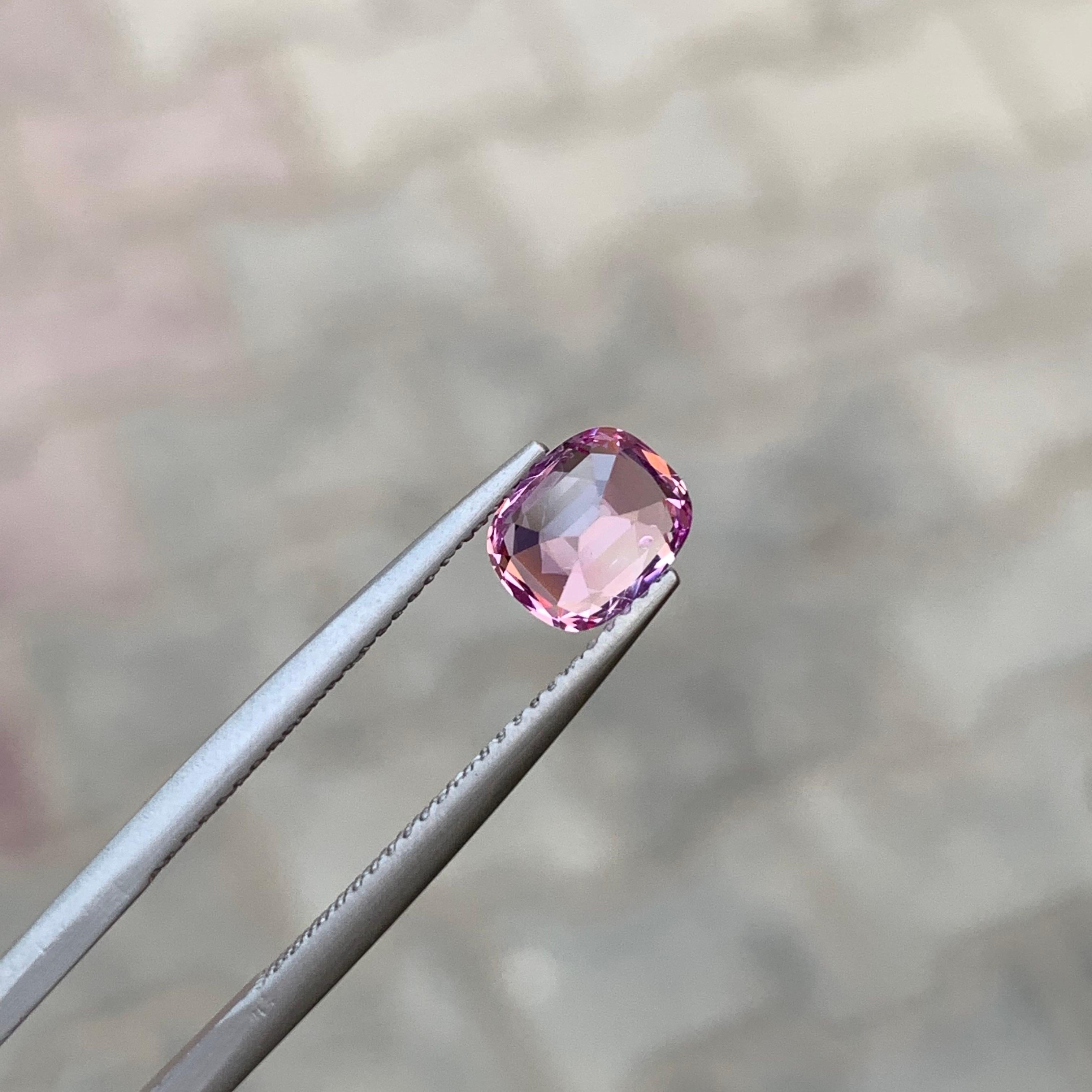 1,60 quilates de espinela rosa natural suelta en forma de cojín procedente de Tanzania en venta 5