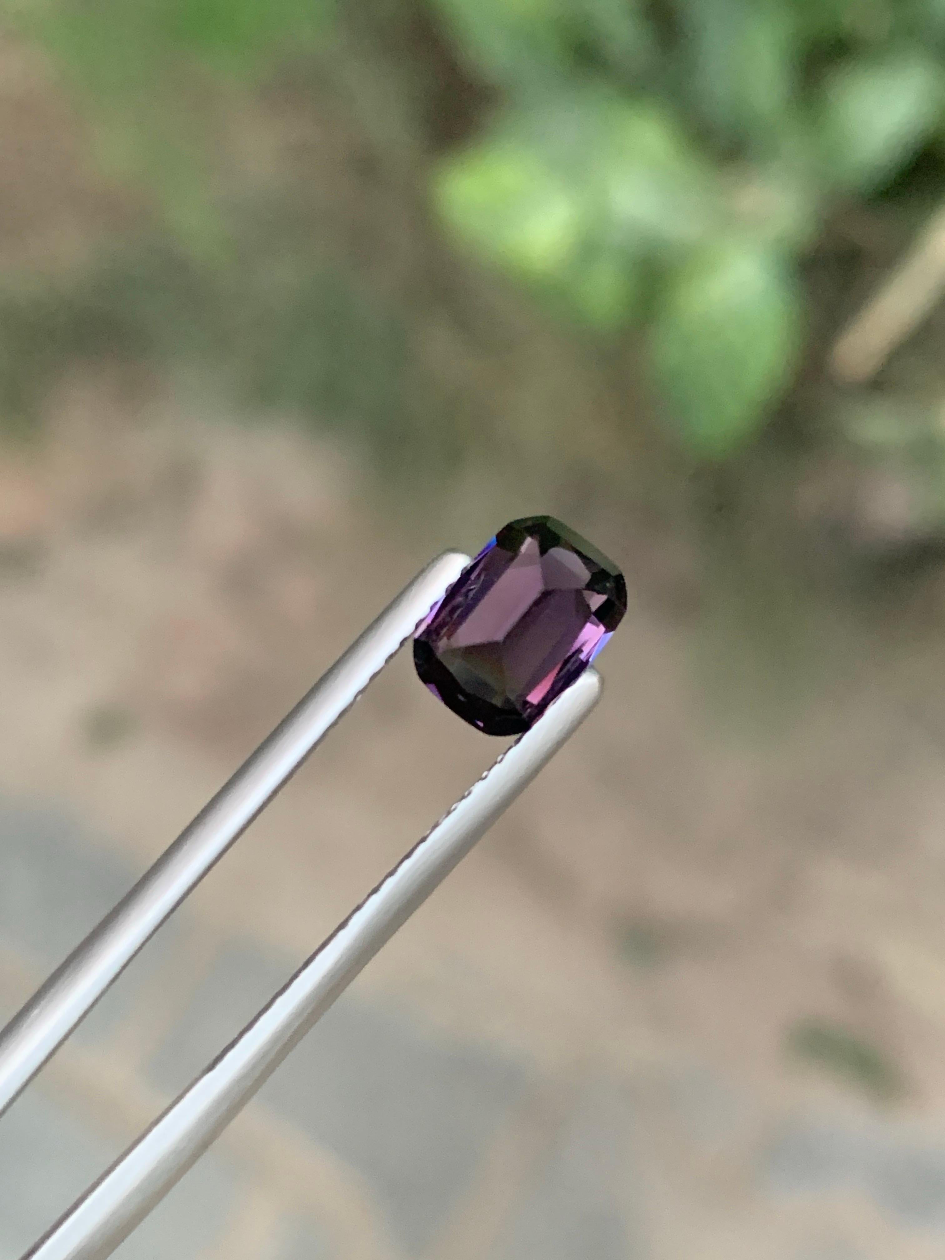 1,60 Karat natürlicher loser Spinell im Kissenschliff Edelstein aus Tansania im Angebot 7