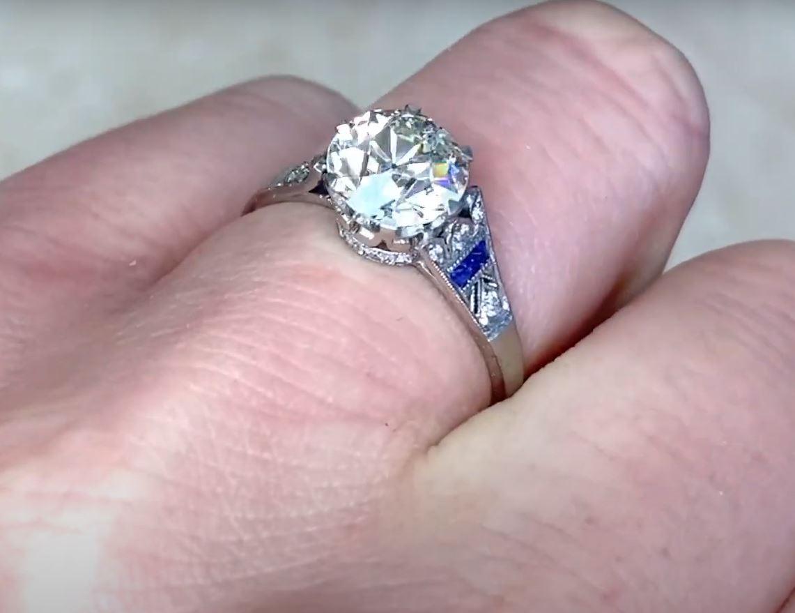 Women's 1.60 Carat Old Euro-Cut Diamond Engagement Ring, Vs1 Clarity, Platinum For Sale