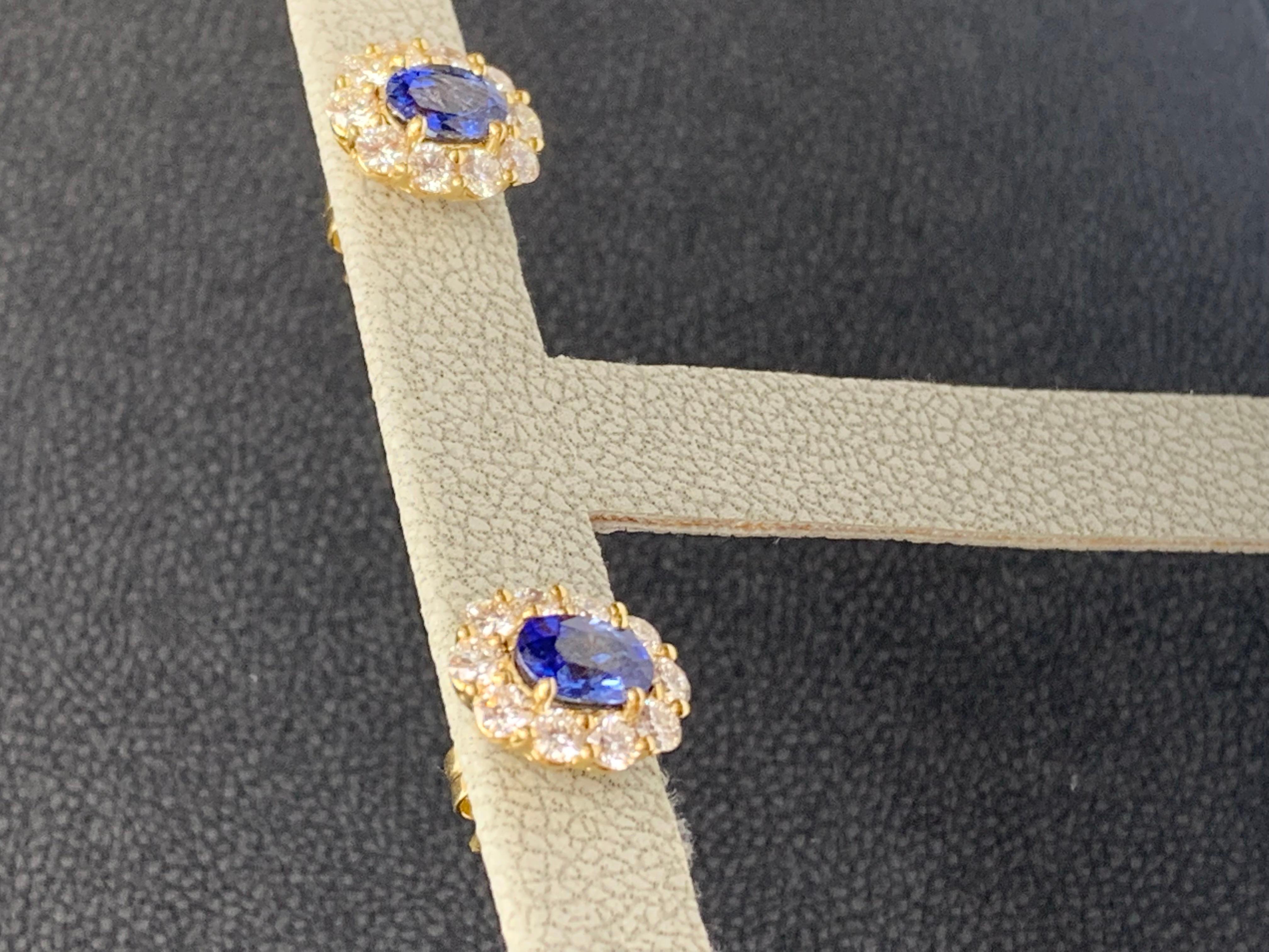 1.60 Carat Oval Cut Sapphire and Diamond Stud Earrings in 18K Yellow Gold For Sale 1