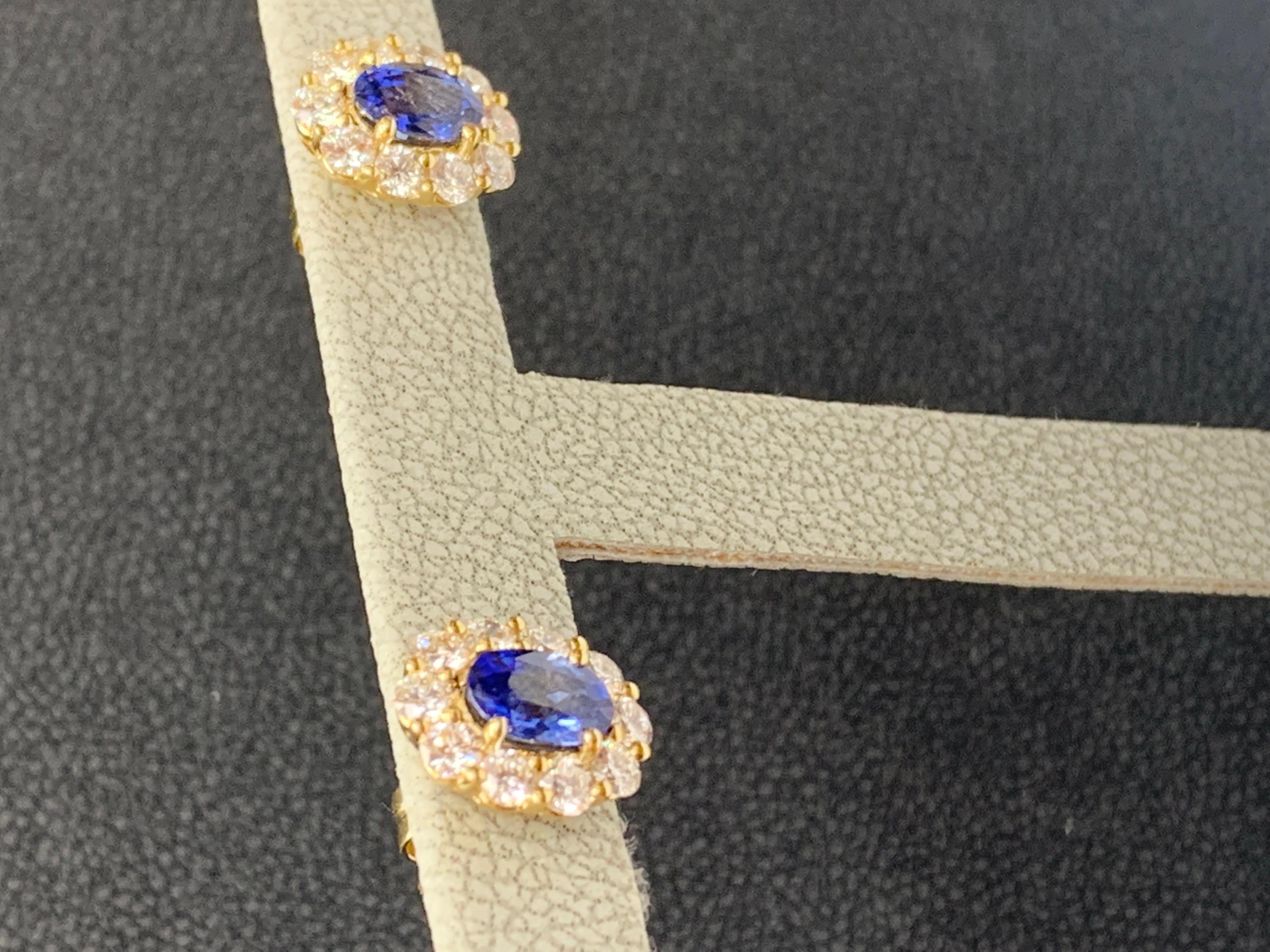 1.60 Carat Oval Cut Sapphire and Diamond Stud Earrings in 18K Yellow Gold For Sale 2