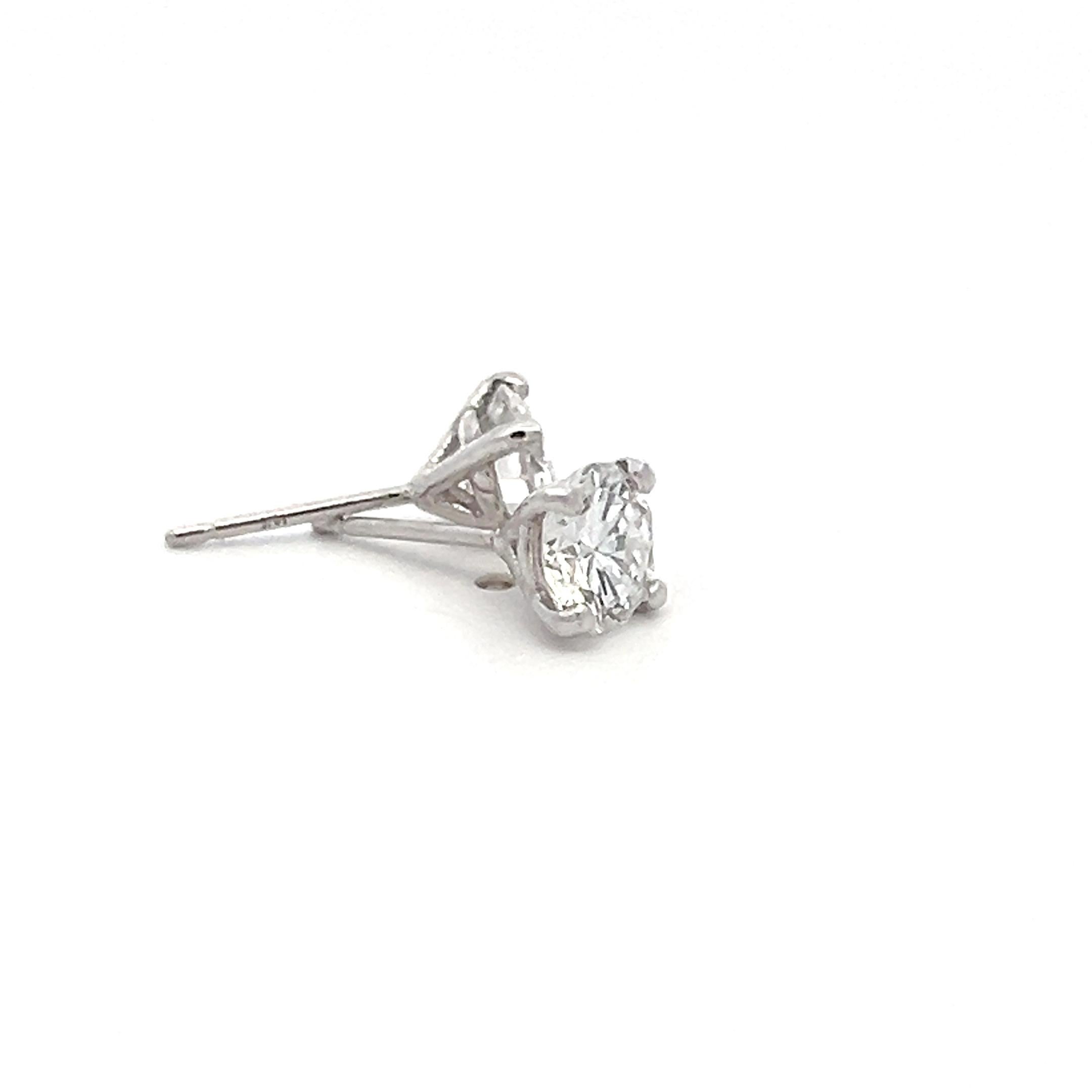 1,60 Karat Runder Brillant E VS2 Diamant-Ohrstecker aus 18 Karat Weißgold im Angebot 1