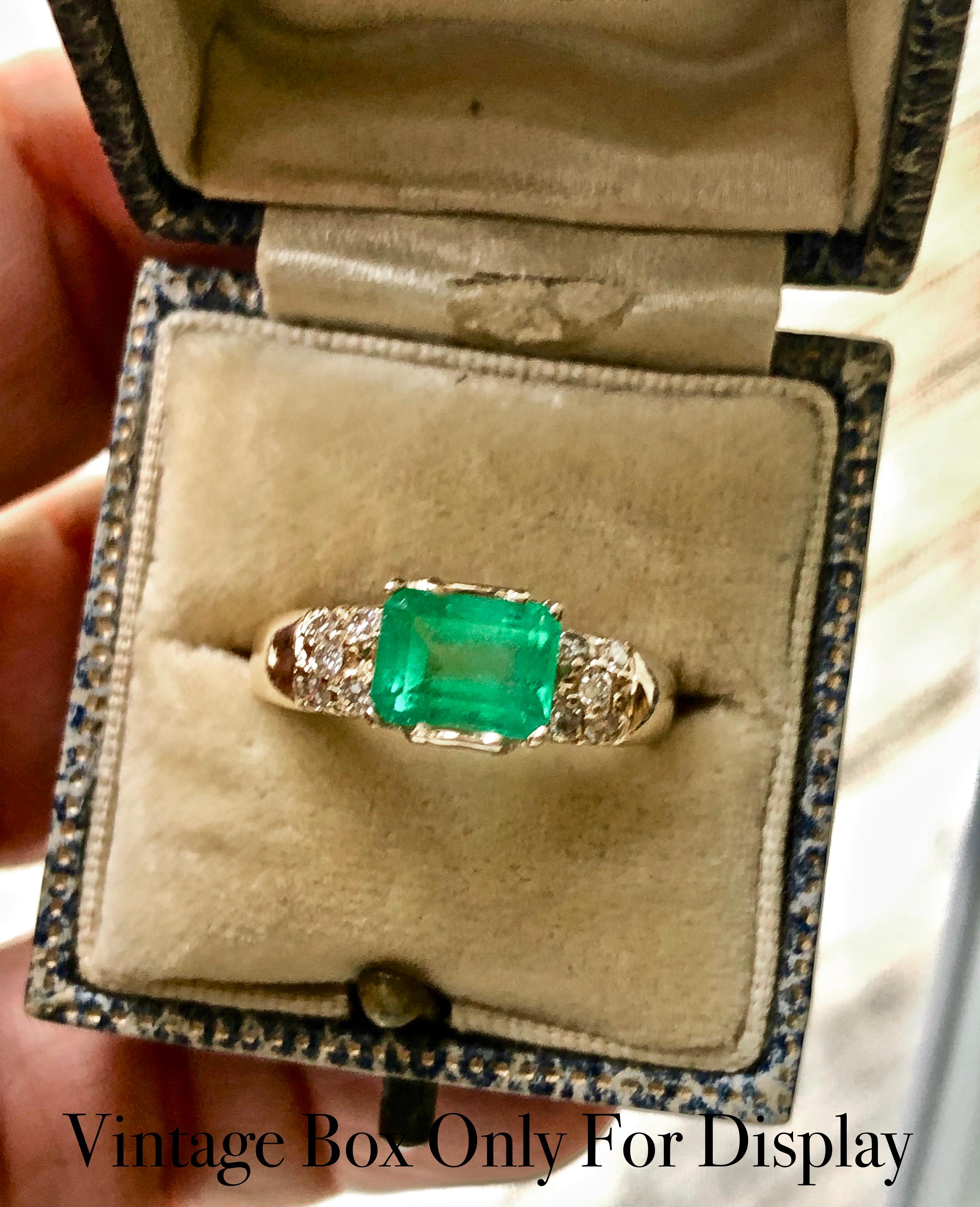 1.60 Carat Vintage Natural Emerald Ring Diamond Accents 14 Karat Yellow Gold 4