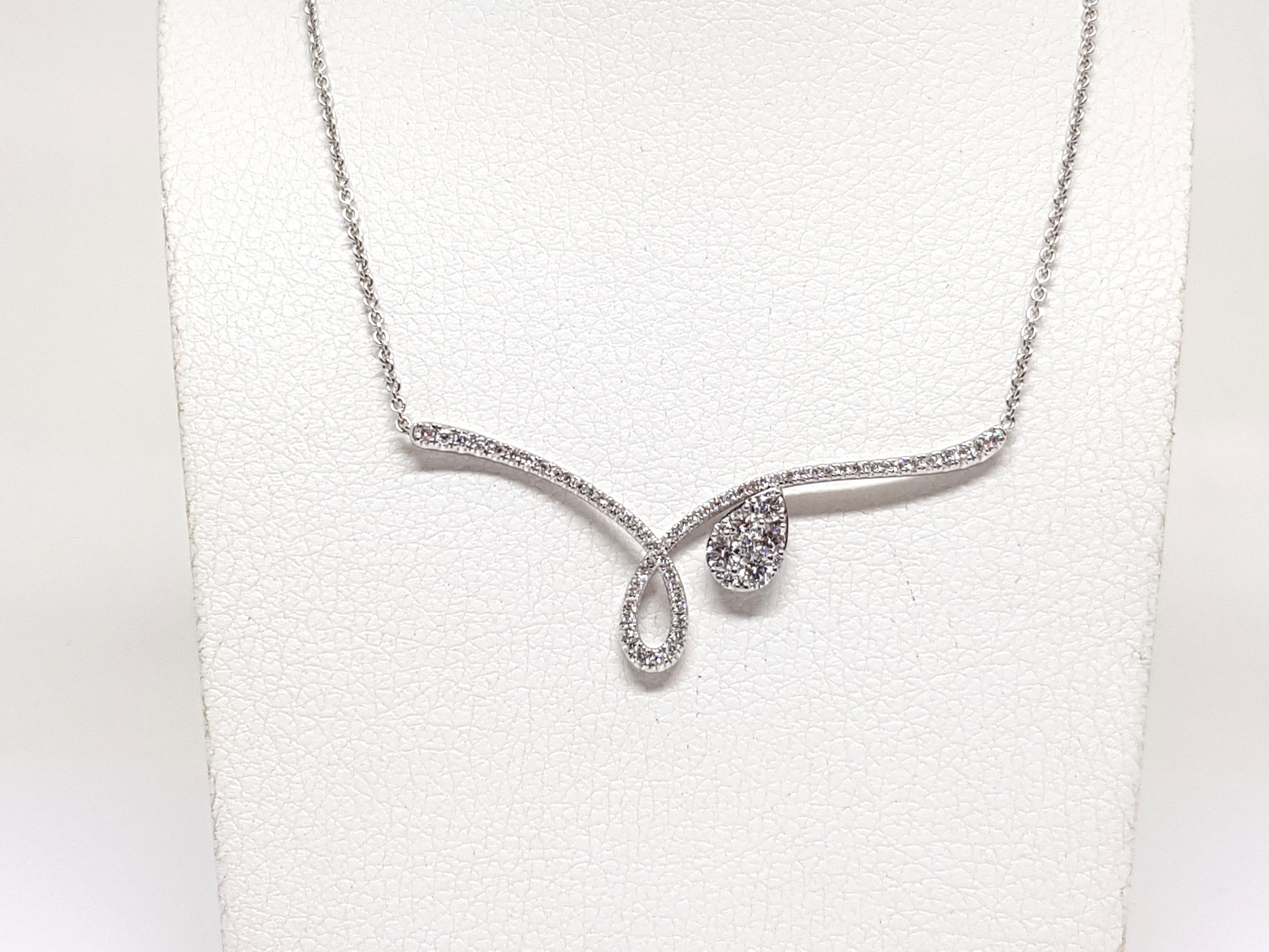 Contemporary 1.60 Carat White Gold Diamond Necklace For Sale