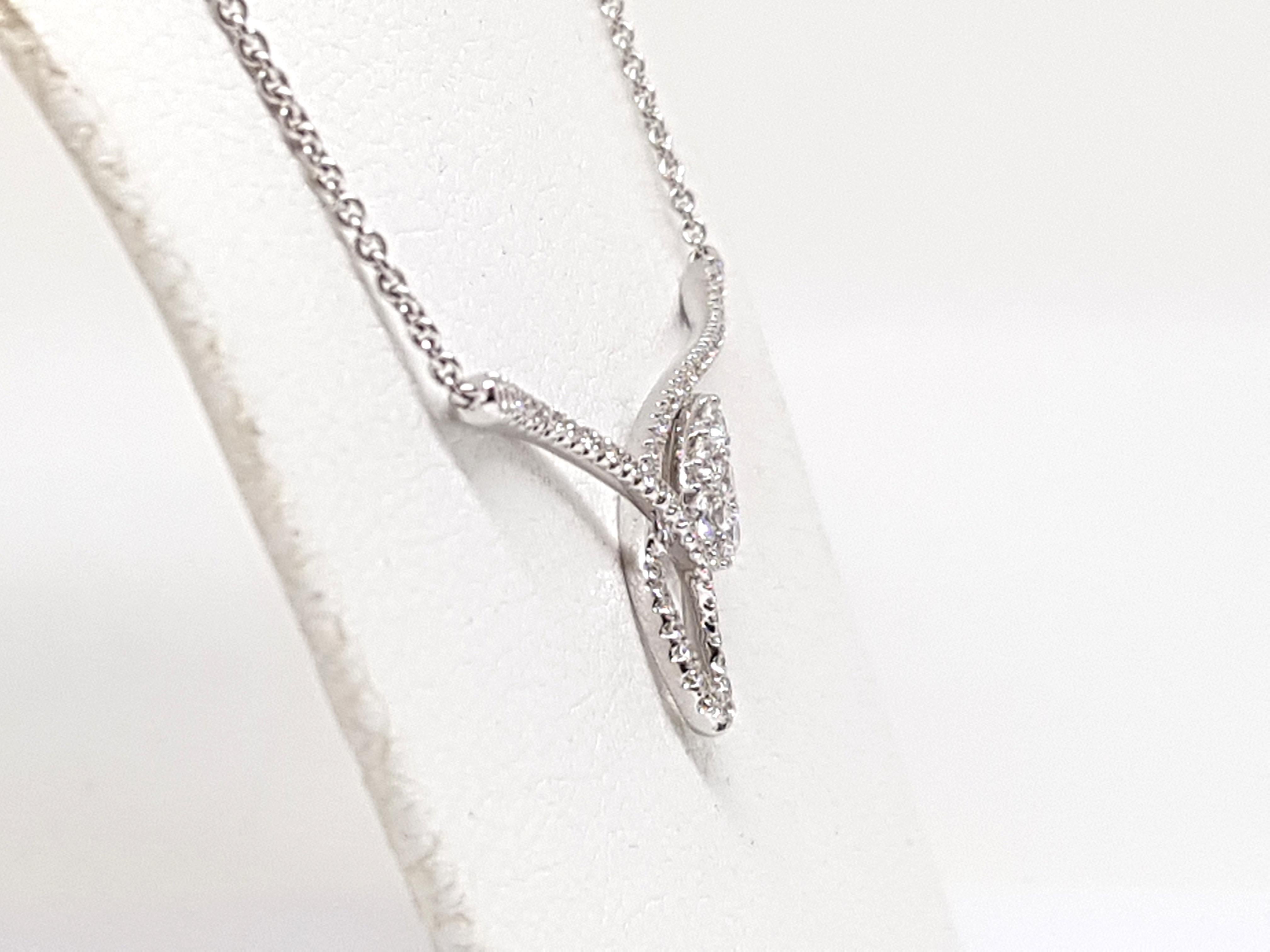 1.60 Carat White Gold Diamond Necklace For Sale 1