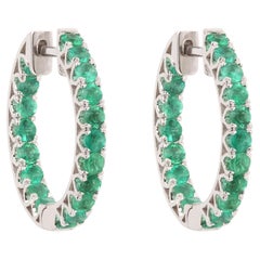 1.60 carats Emeralds 18 carat white gold hoop earrings