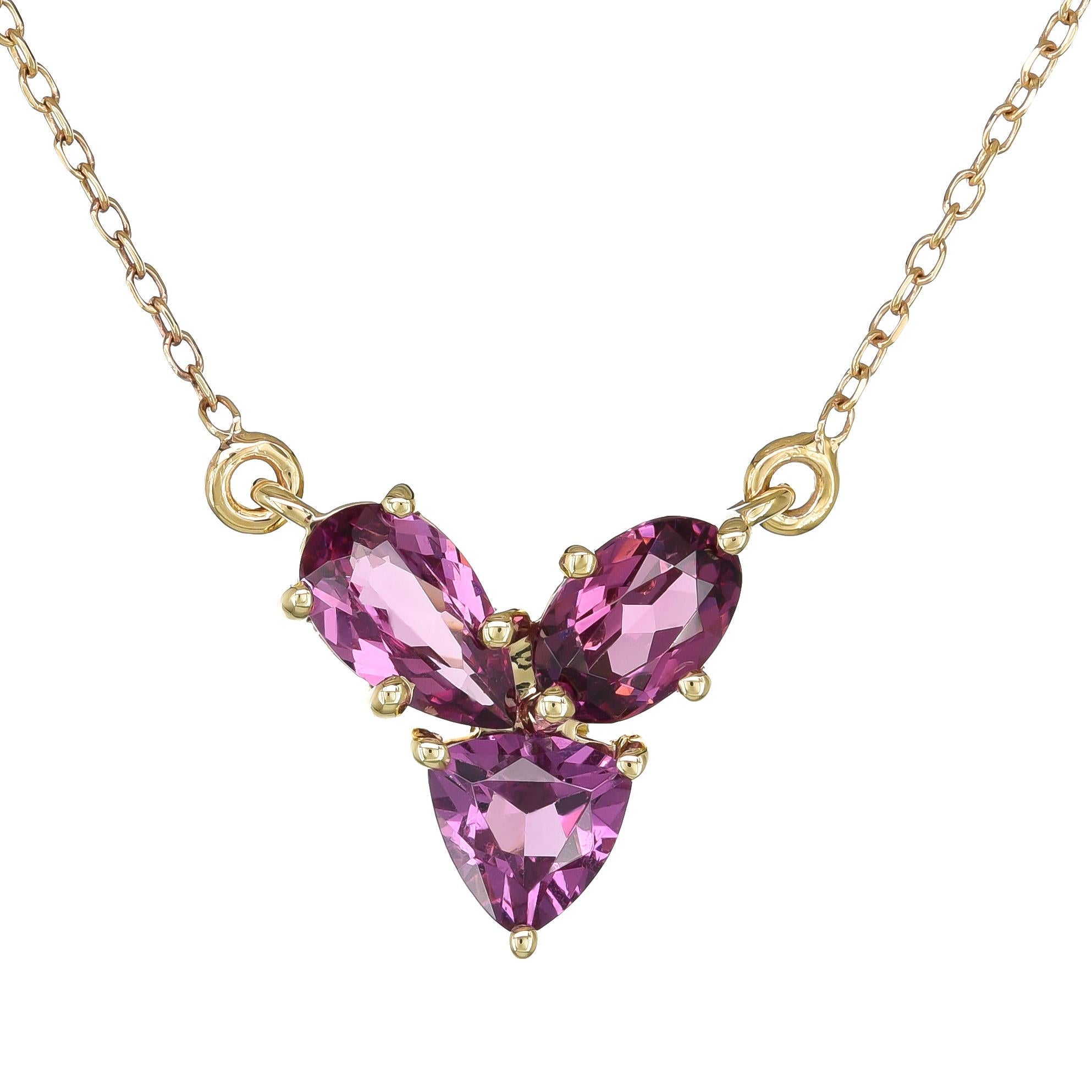 Natural Purple Garnet Gemstones 1.60 carats set in 14K Yellow Gold Pendant In New Condition For Sale In Los Angeles, CA