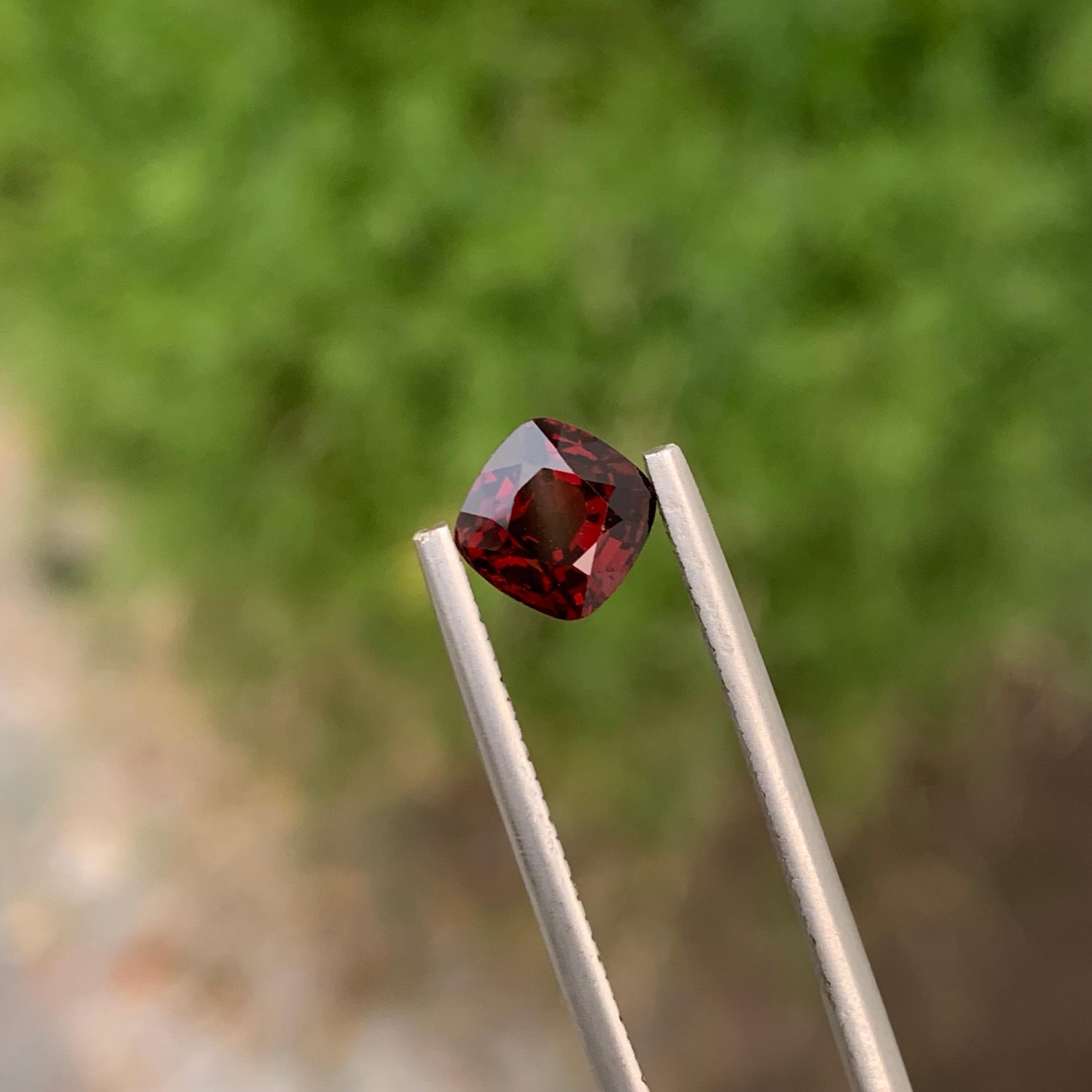 1.60 Carats Natural Loose Red Burmese Spine Ring Gemstone  For Sale 3