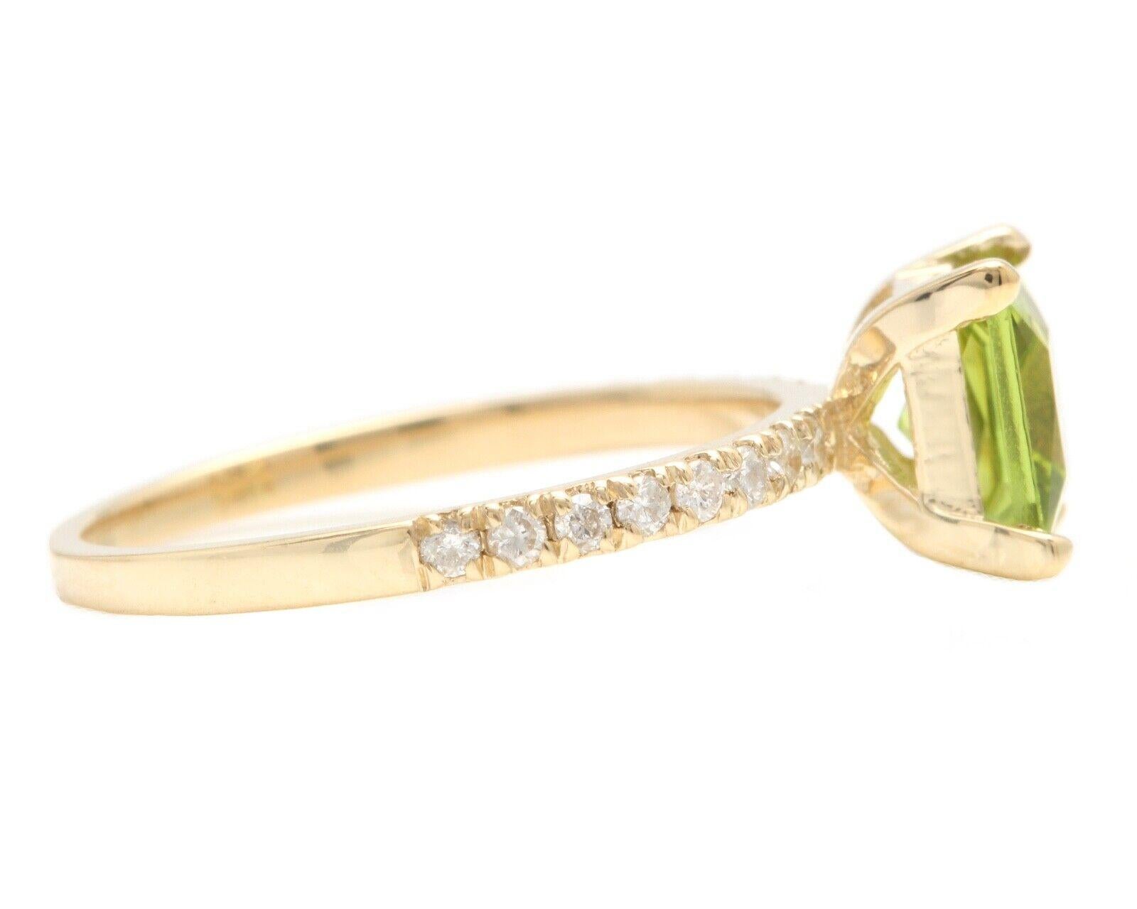 Mixed Cut 1.60 Carats Natural Peridot and Diamond 14K Solid Yellow Gold Ring For Sale