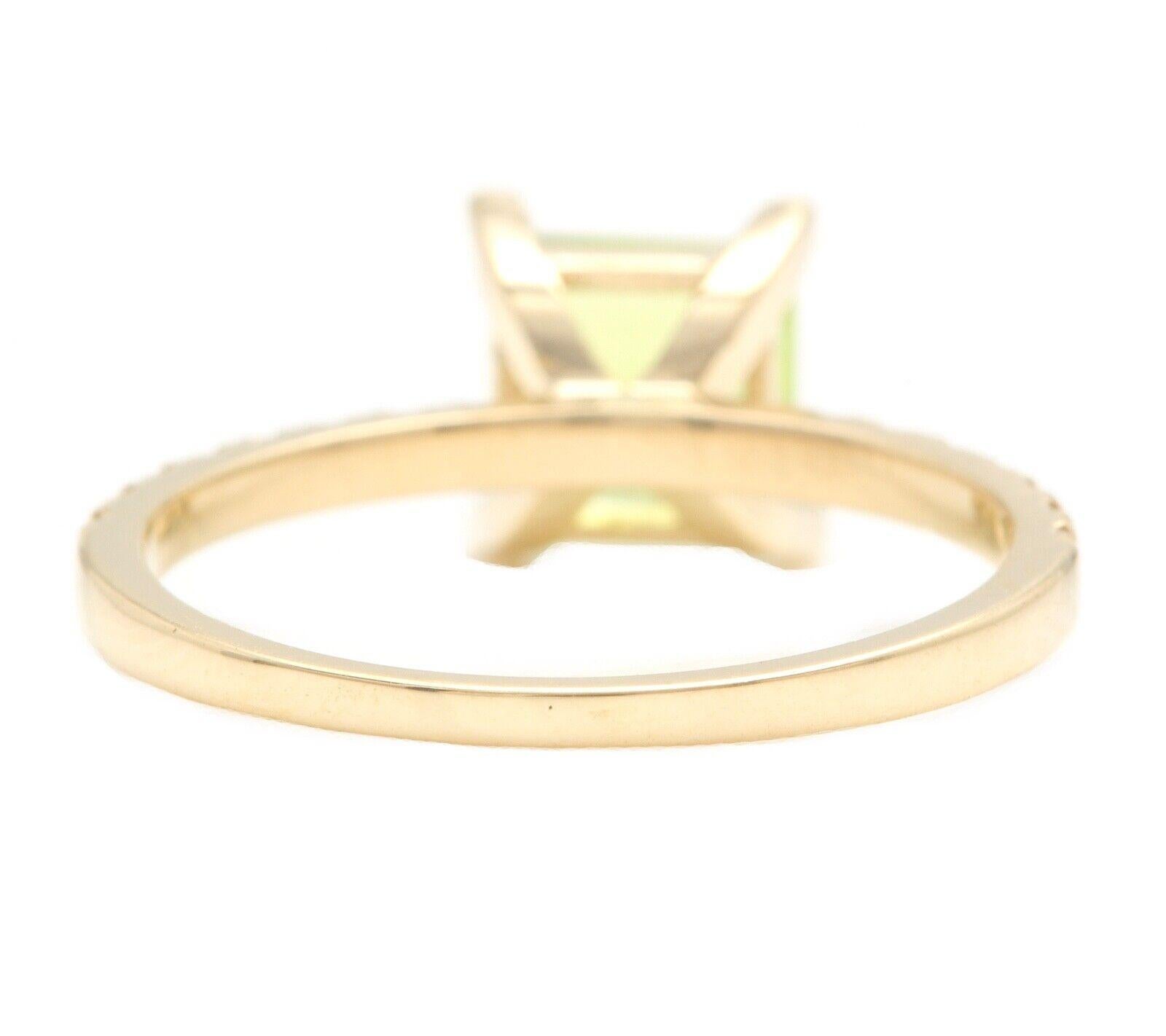 Anillo de oro amarillo macizo de 14 quilates con peridoto natural y diamantes de 1,60 quilates en Nuevo estado para la venta en Los Angeles, CA