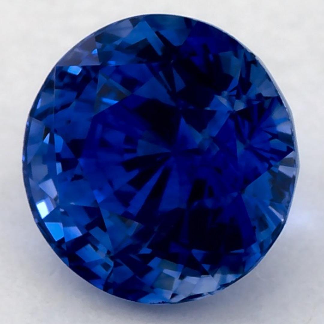 Dieser natürliche blaue Saphir bietet Eleganz und Raffinesse. Mit seiner satten Farbsättigung und seinem präzisen Schliff ist er das perfekte Herzstück für einen Verlobungsring oder ein luxuriöses Schmuckdesign.

Dieser Saphir stammt aus Sri Lanka