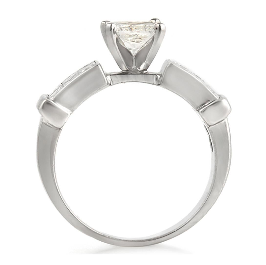 Anello di fidanzamento in oro bianco 18 carati con diamanti taglio principessa da 1,60 carati In condizioni ottime in vendita a Los Angeles, CA