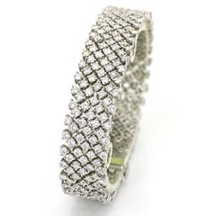 16.00 Carat 18 Karat White Gold Diamond Mesh Chain Bracelet