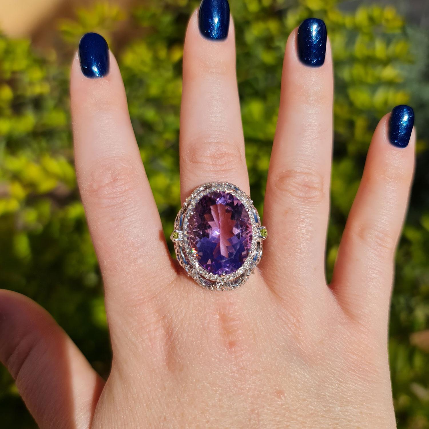 16.00 Carat Amethyst Statement Ring, 1.51 Carat Natural Diamonds, Cocktail Ring For Sale 1