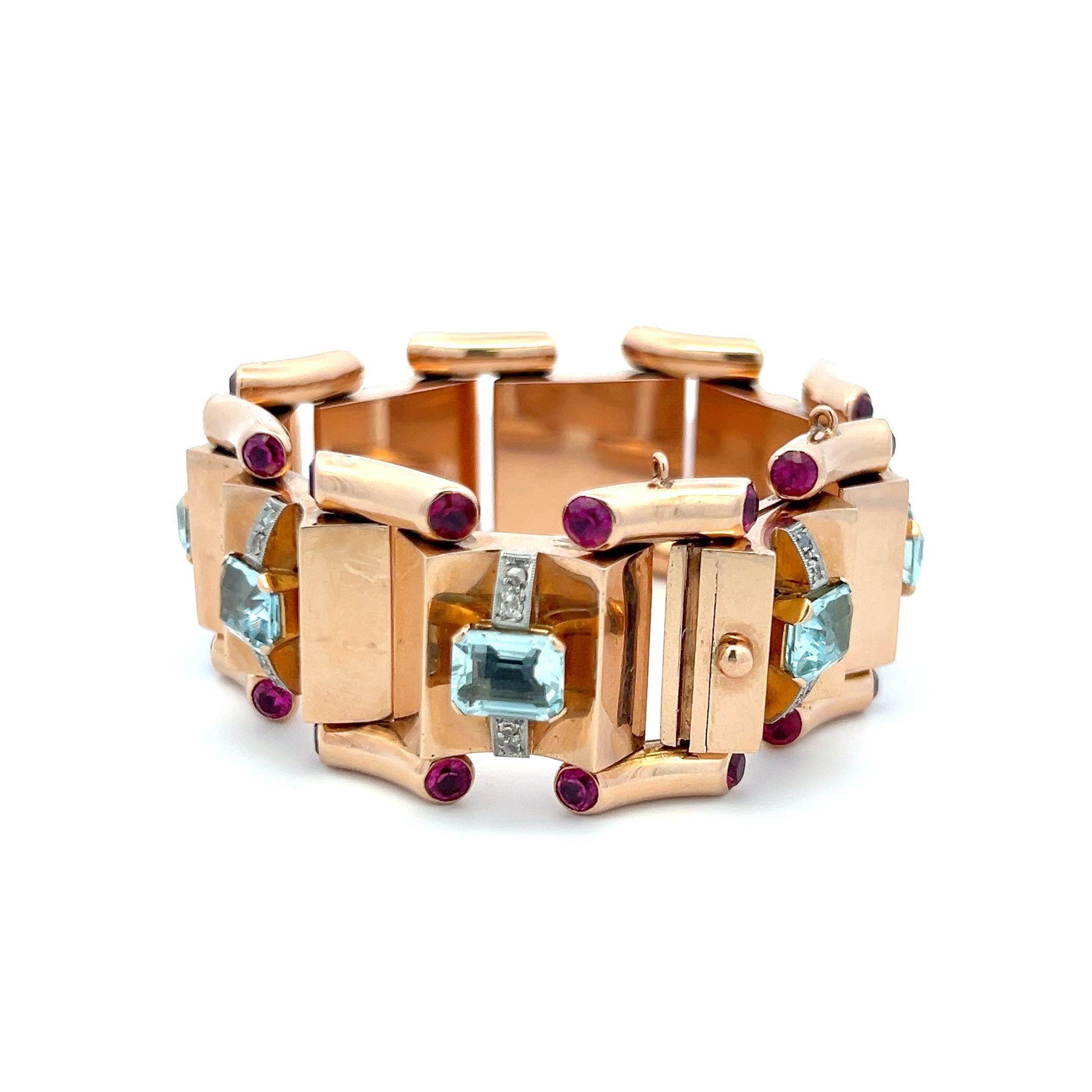 18 Karat Roségold Gliederarmband mit 16.00 Karat Aqua 5,00 Karat Rubin 0,28 Karat Diamant (Smaragdschliff) im Angebot