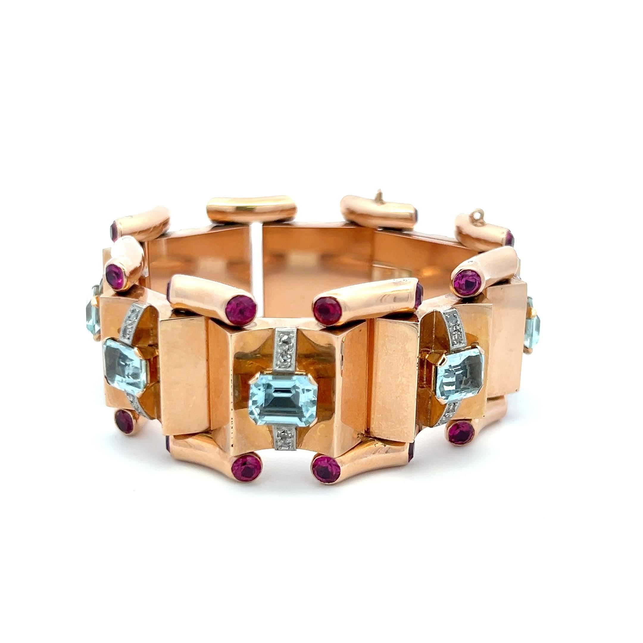 18 Karat Roségold Gliederarmband mit 16.00 Karat Aqua 5,00 Karat Rubin 0,28 Karat Diamant im Zustand „Gut“ im Angebot in New York, NY