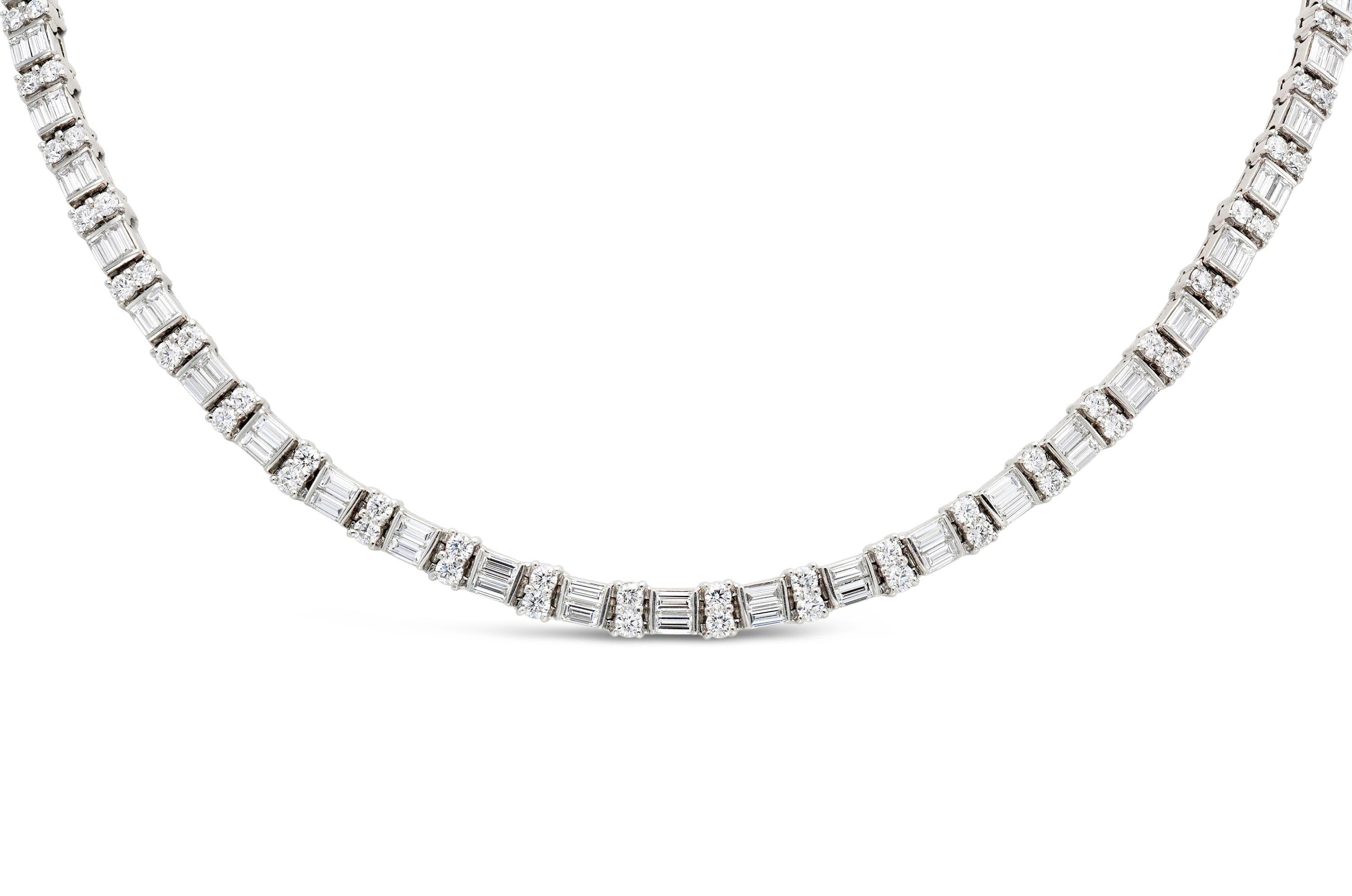 16.00 Carat Round and Baguette Cut Diamond Line Necklace In Good Condition For Sale In New York, NY