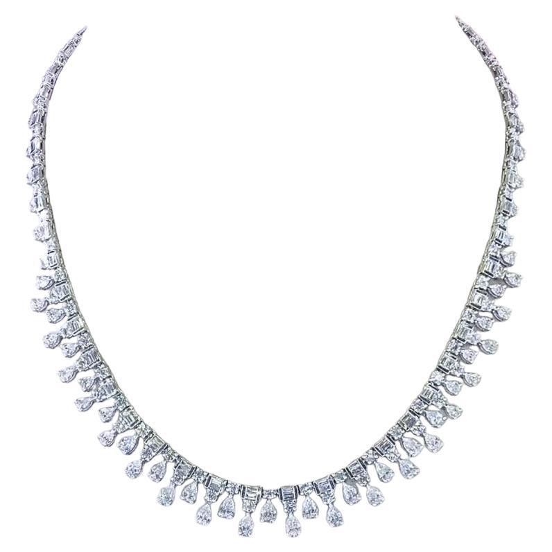 Collar de oro de 18 quilates con diamantes naturales de 16,00 quilates