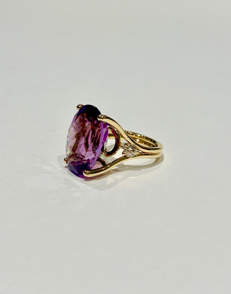 16.00 Ct Oval Deep Purple Amethyst and Diamond Cocktail Ring in 18ct ...