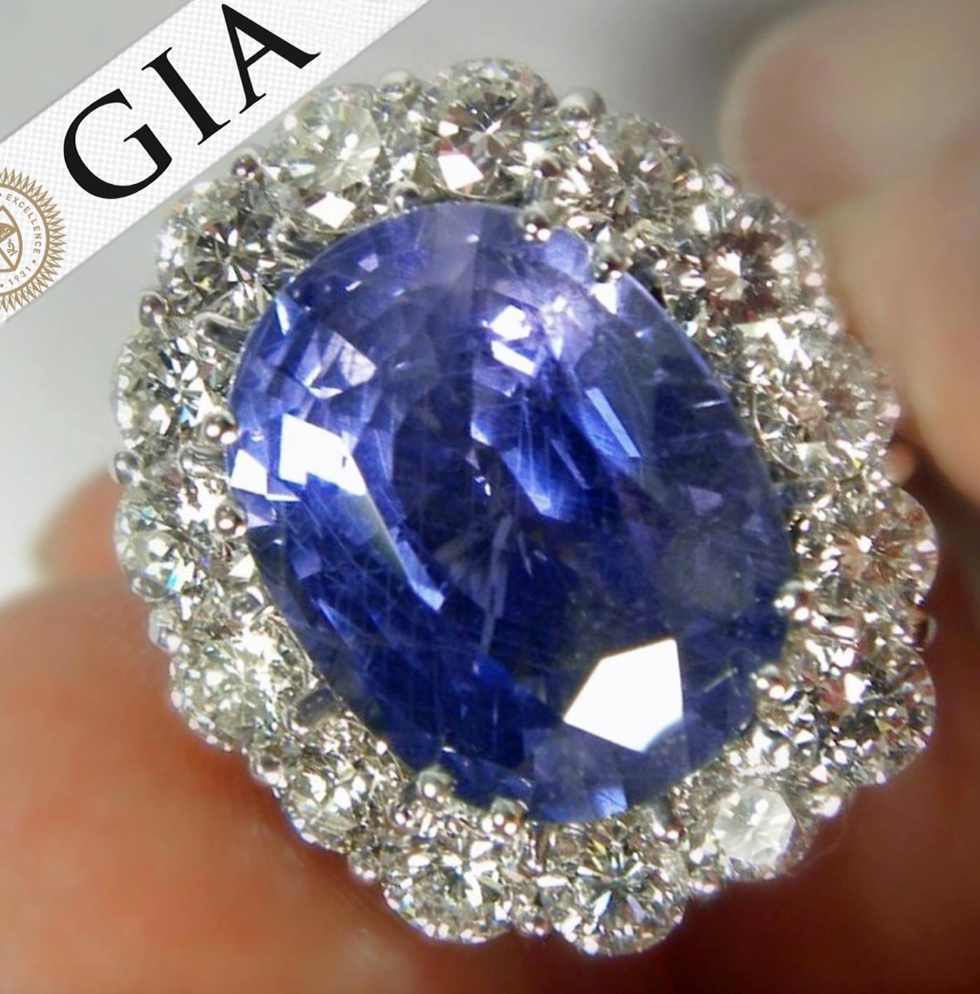 GIA 16.00 Carat Certified Natural Unheated Sapphire and Diamond White Gold Ring 5