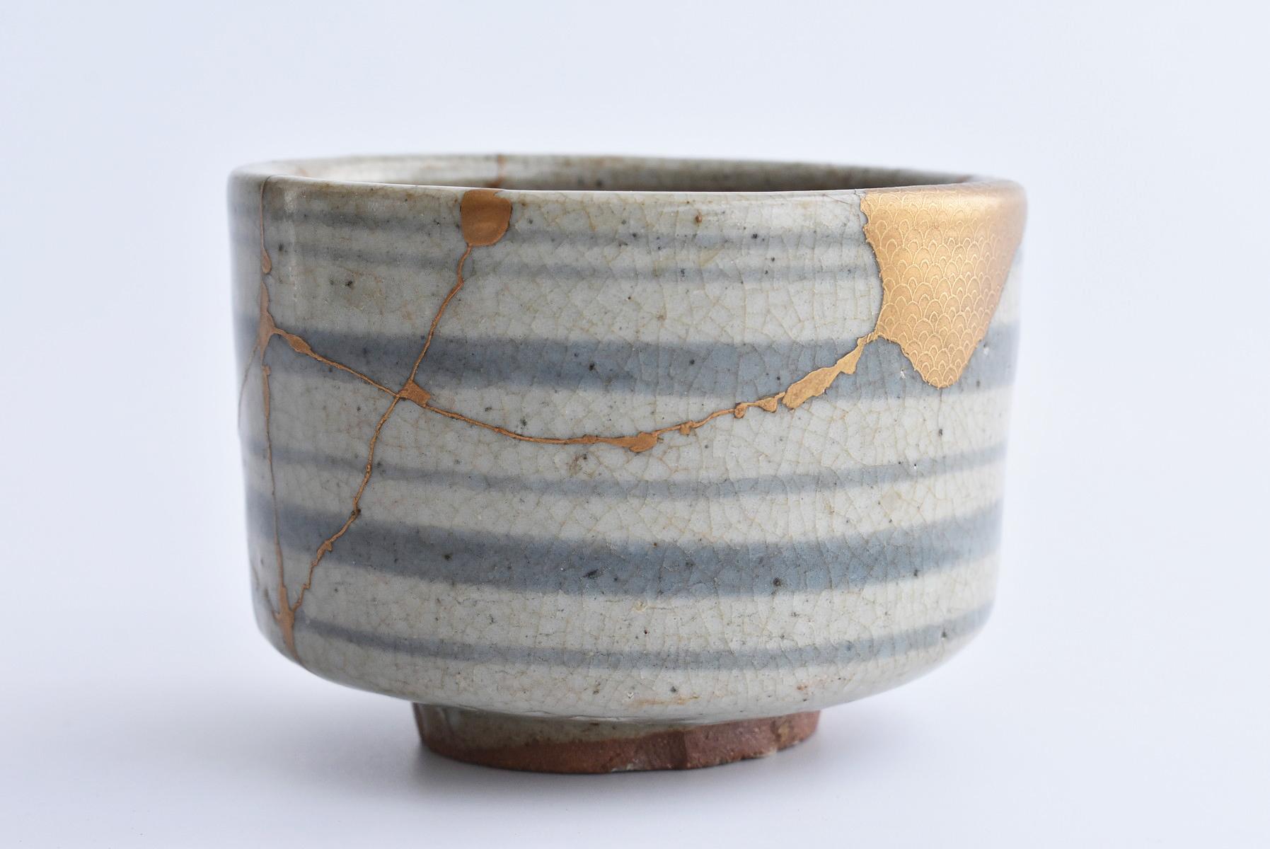 Hand-Crafted Japanese Ceramic 1600s Early Karatsu Ware Kintsugi Bowl / Ring Pattern Chawan