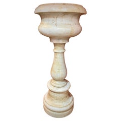 1600s Tuscan Holy Water Font in Carrara Marble, Baroque Marble Basin